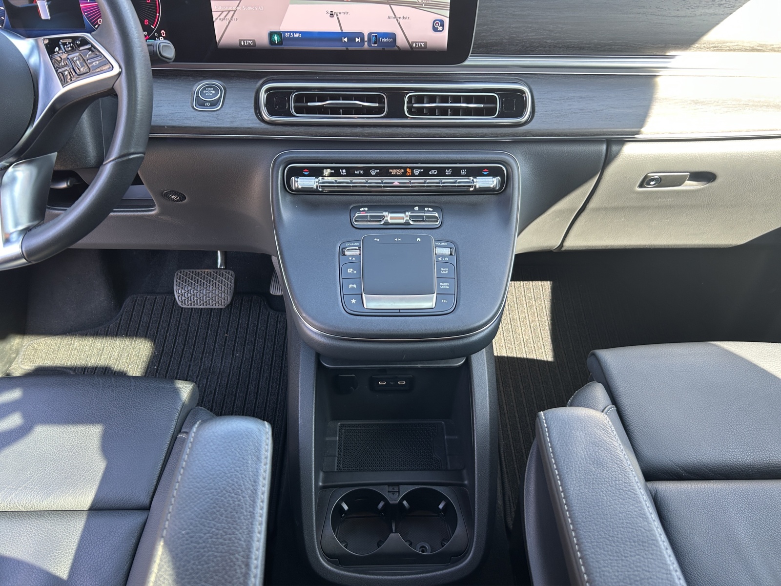 MERCEDES-BENZ V 300 d lang Avantgarde 4Matic 9G-Tronic-image-11