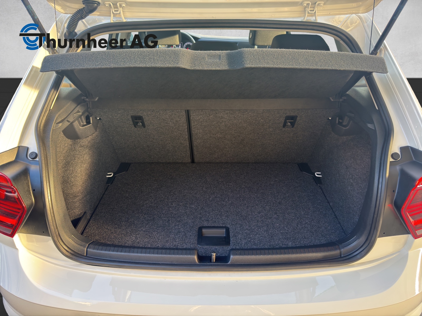 VW Polo 1.0 TSI BMT Trendline-image-12