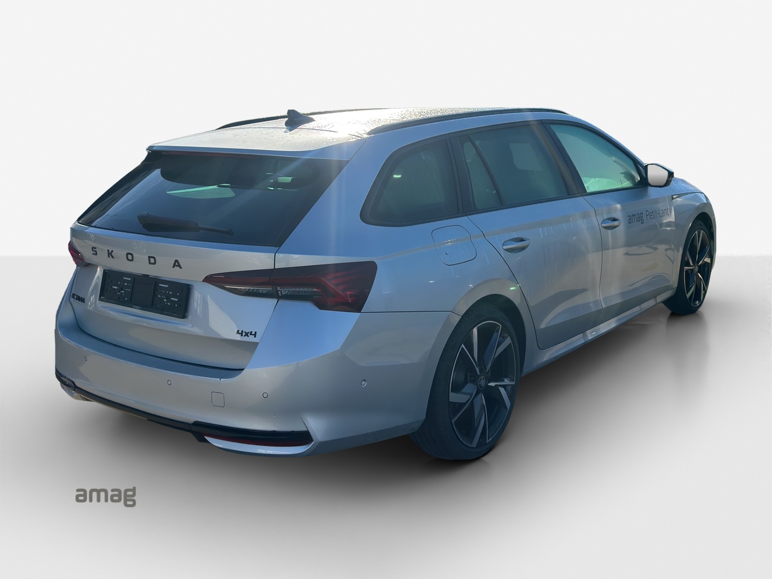 SKODA Octavia Combi 2.0 TSI DSG Sport Line 4x4-image-4