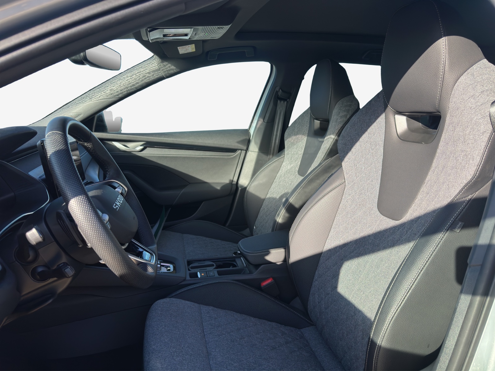 SKODA Octavia Combi 2.0 TSI DSG Sport Line 4x4-image-7