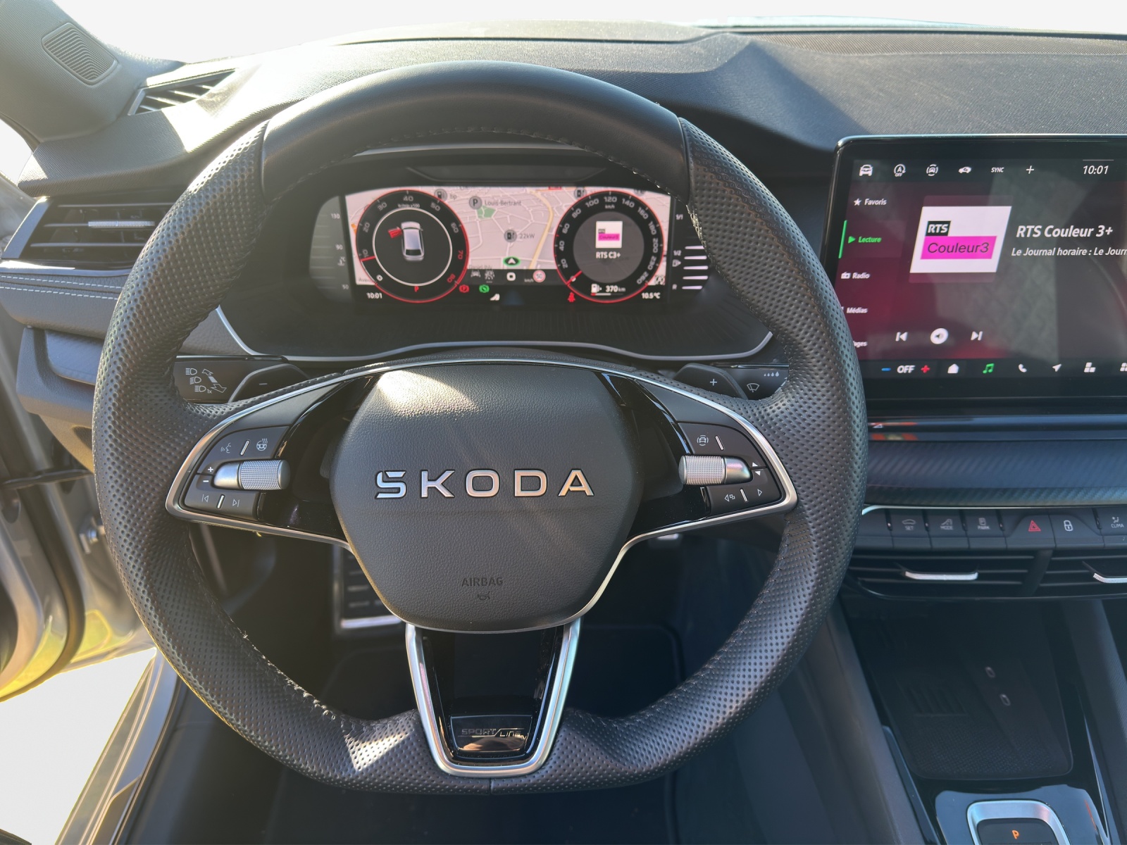 SKODA Octavia Combi 2.0 TSI DSG Sport Line 4x4-image-11