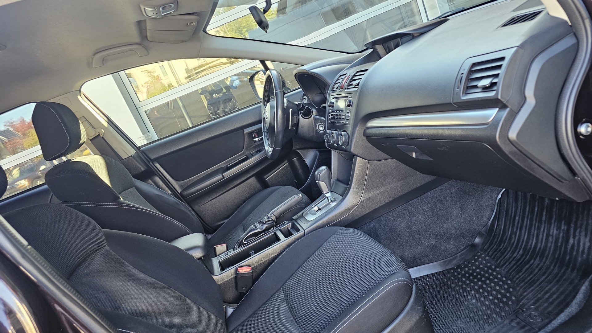 SUBARU XV 2.0 Swiss One AWD-image-10