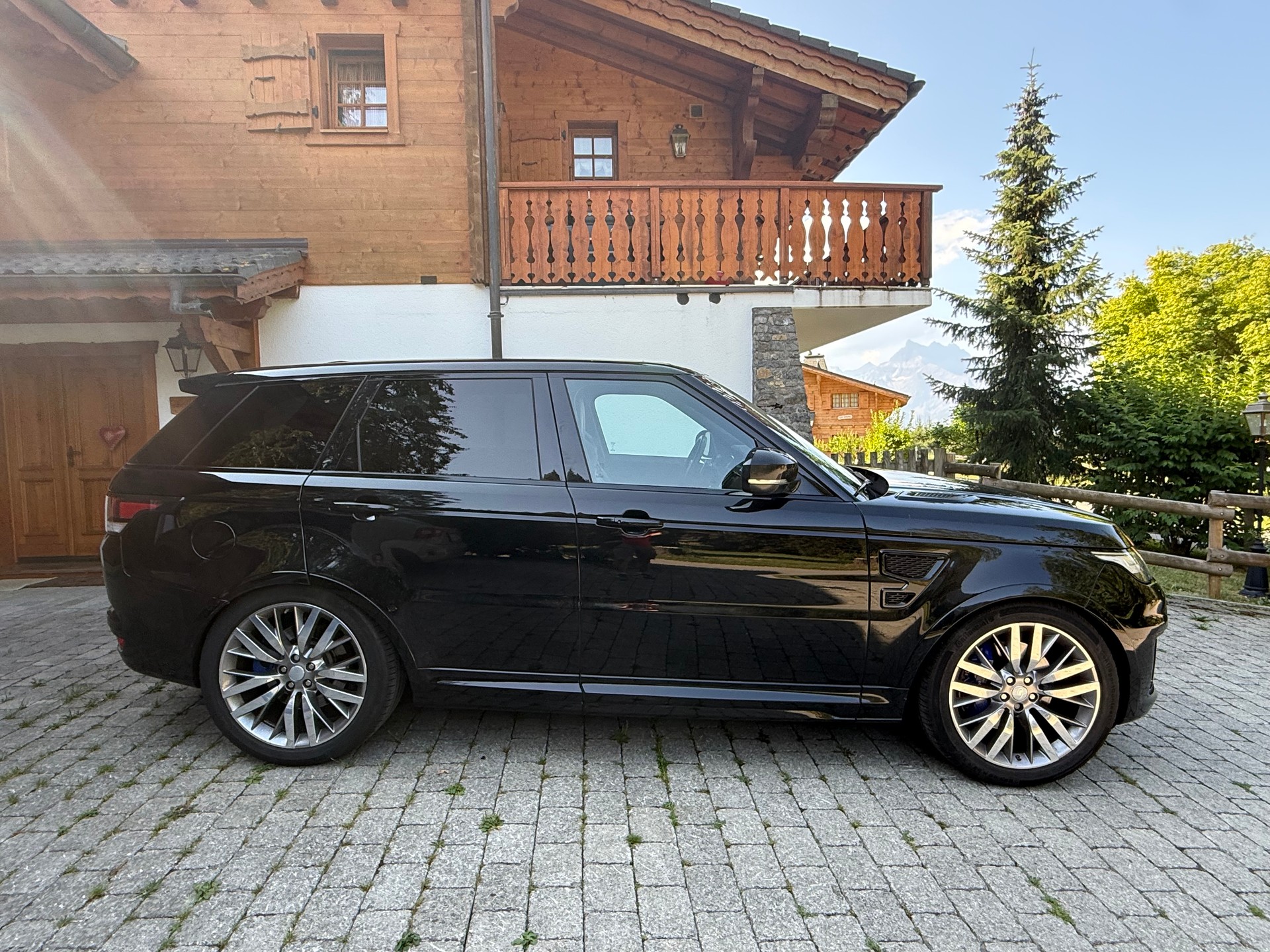 LAND ROVER 5.0 V8 SC SVR-image-0