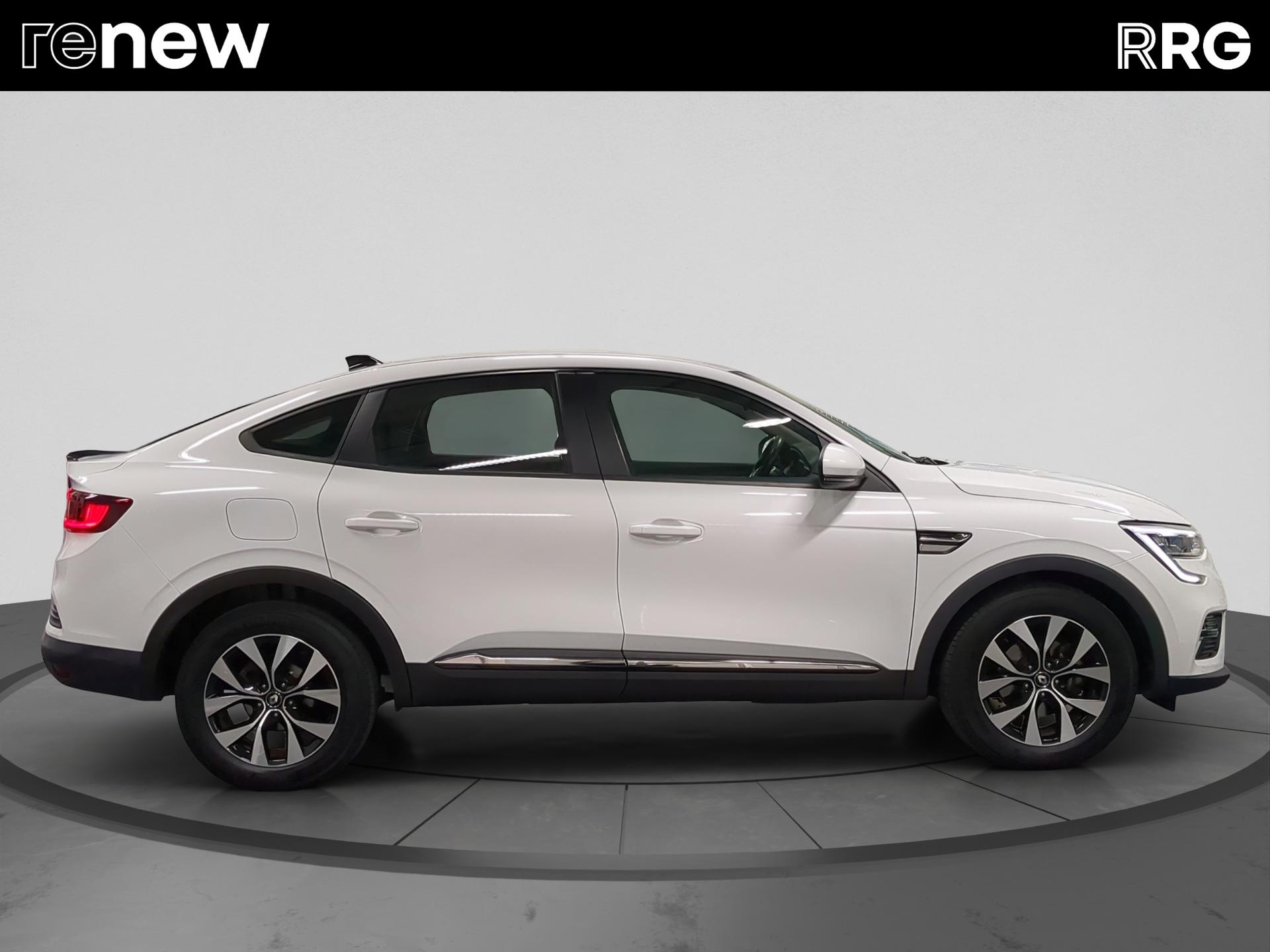 RENAULT Arkana 1.6 E-Tech Zen-image-1