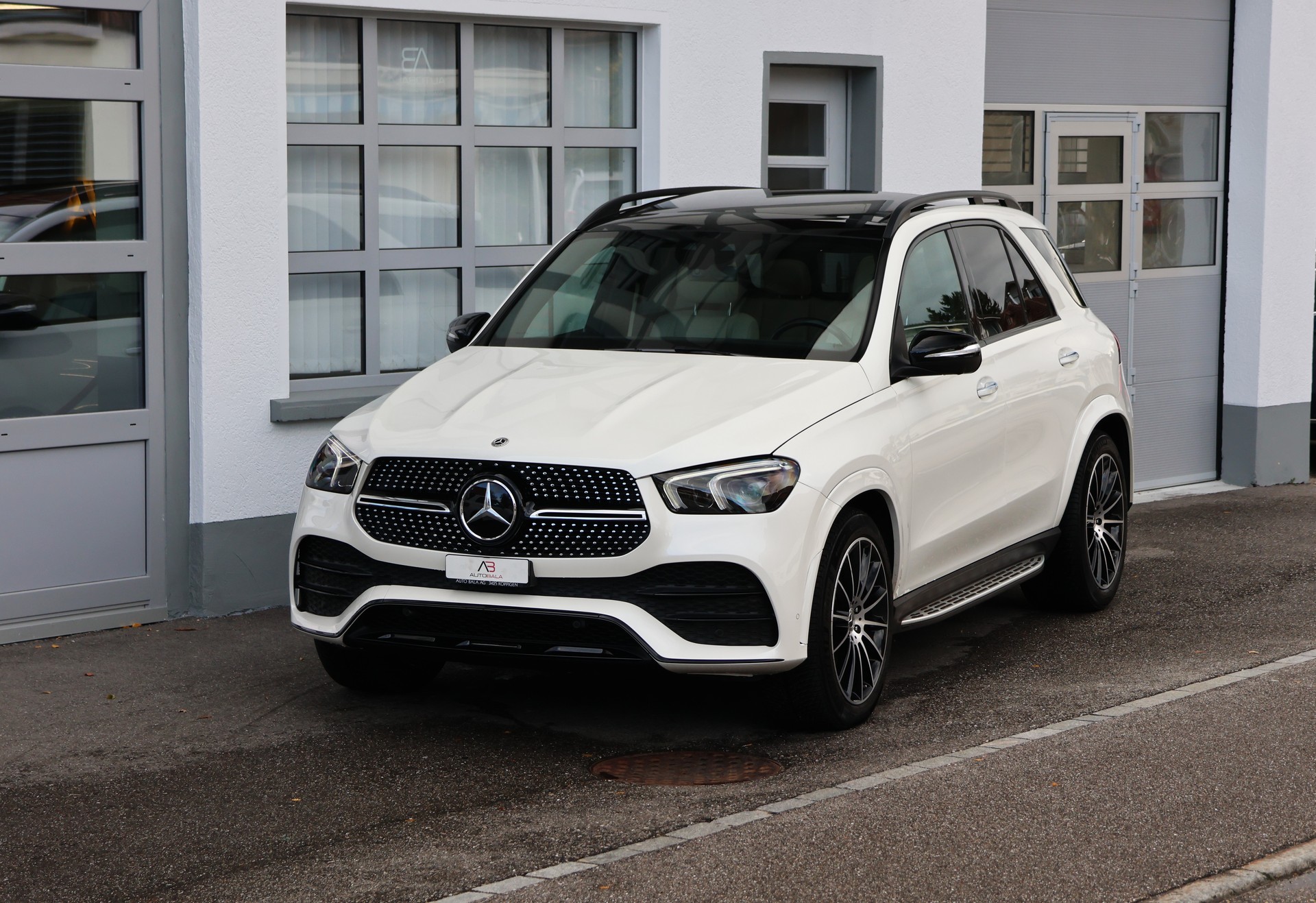 MERCEDES-BENZ GLE 450 4Matic AMG Line 9G-Tronic (CH) *Designo* + 2.7T AHK