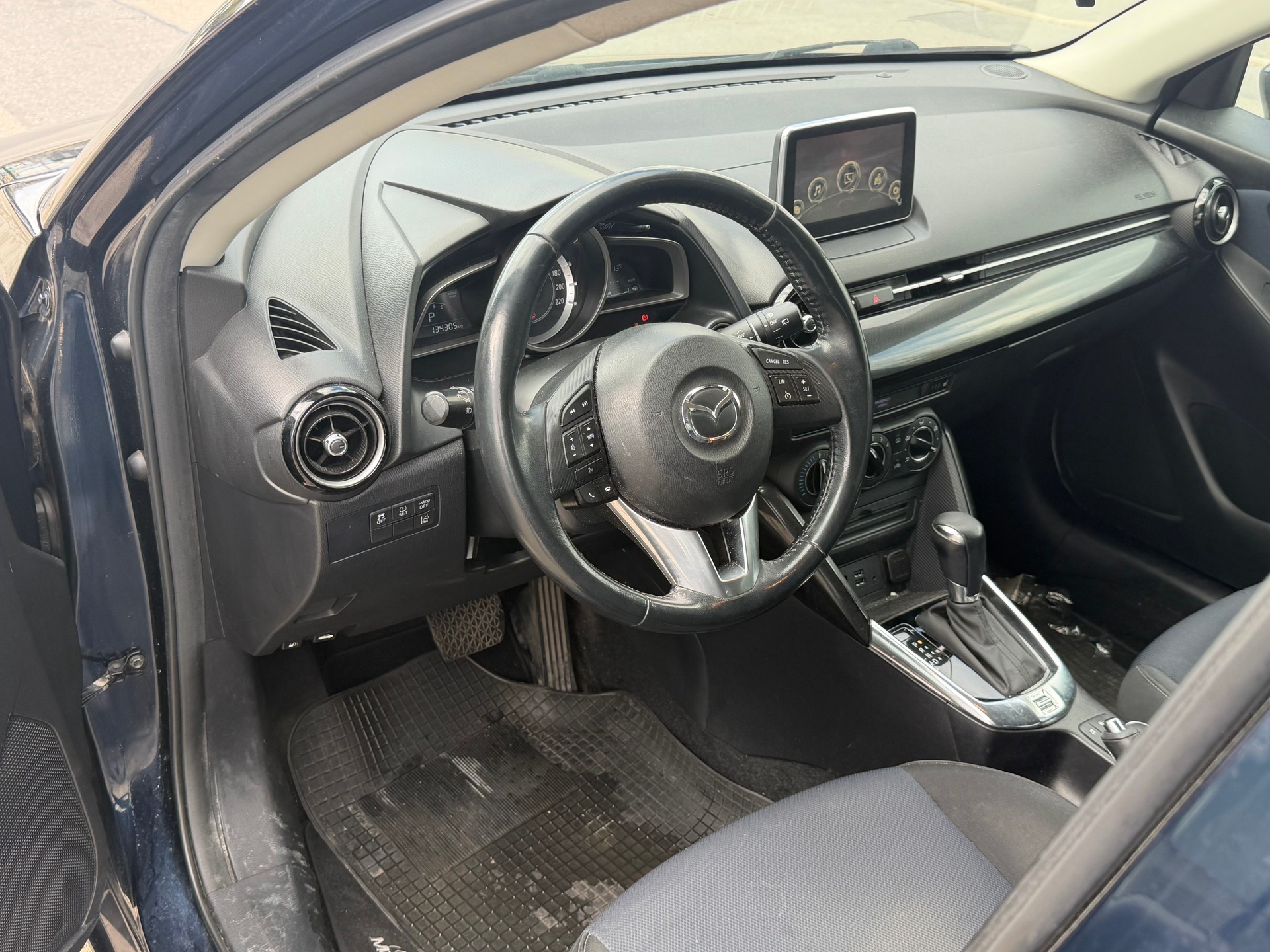 MAZDA 2 1.5i 16V Skyactiv-G Ambition Drive-image-6