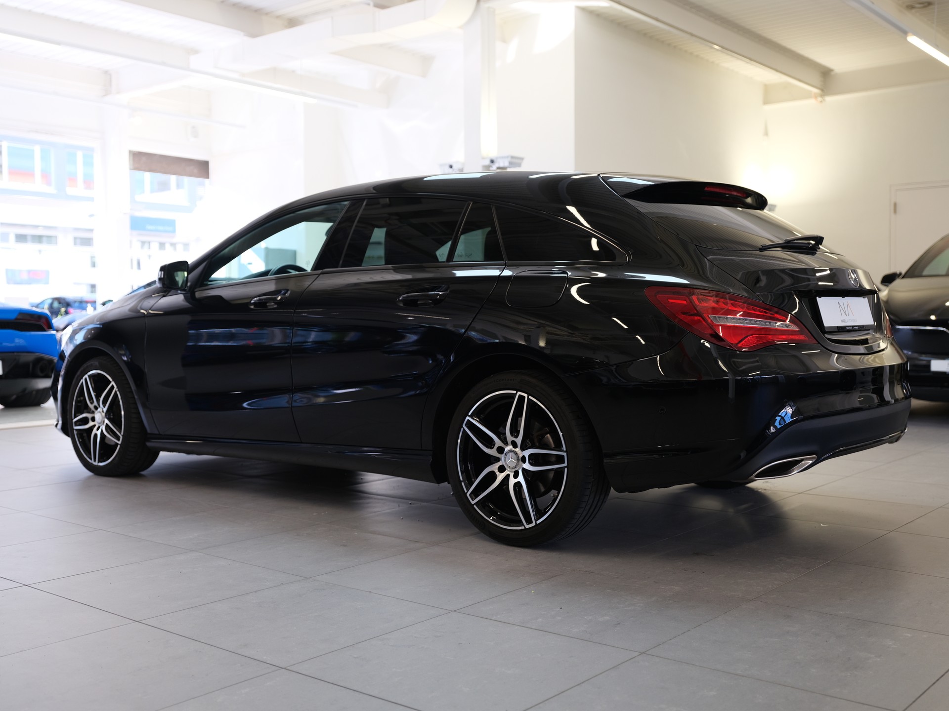 MERCEDES-BENZ CLA Shooting Brake 220 d Urban 4Matic 7G-DCT-image-3
