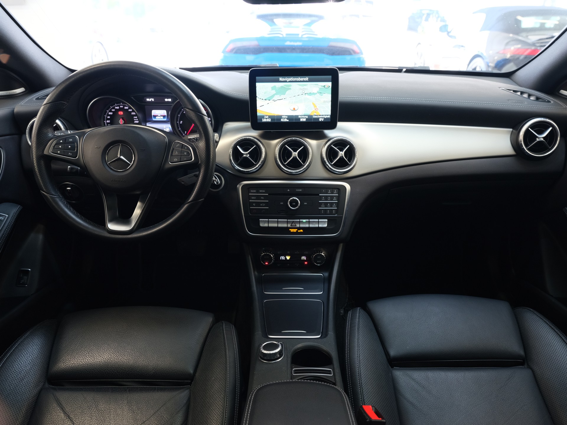 MERCEDES-BENZ CLA Shooting Brake 220 d Urban 4Matic 7G-DCT-image-13