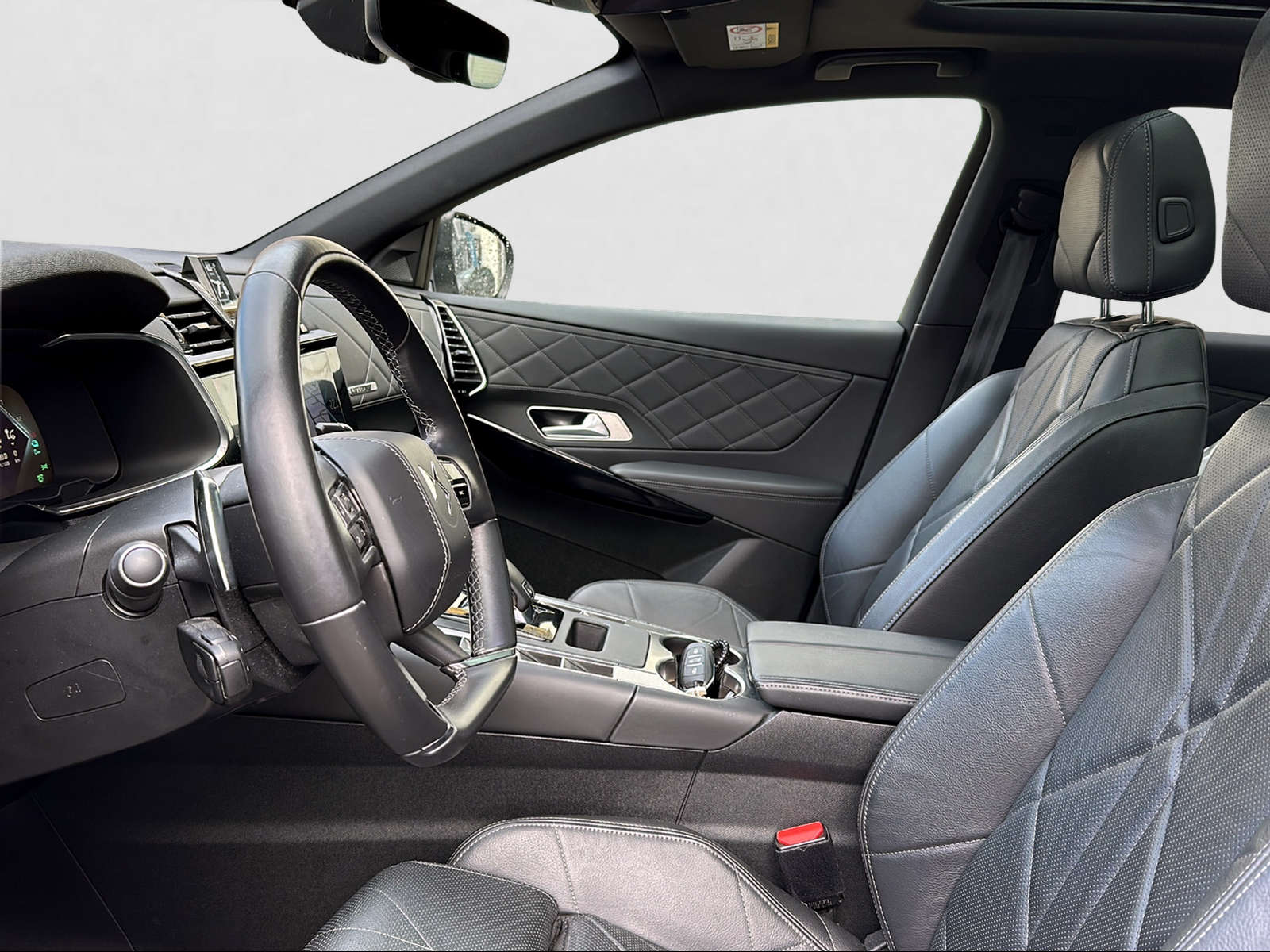 DS AUTOMOBILES DS 7 Crossback E-Tense 300 4x4 Rivoli-image-4