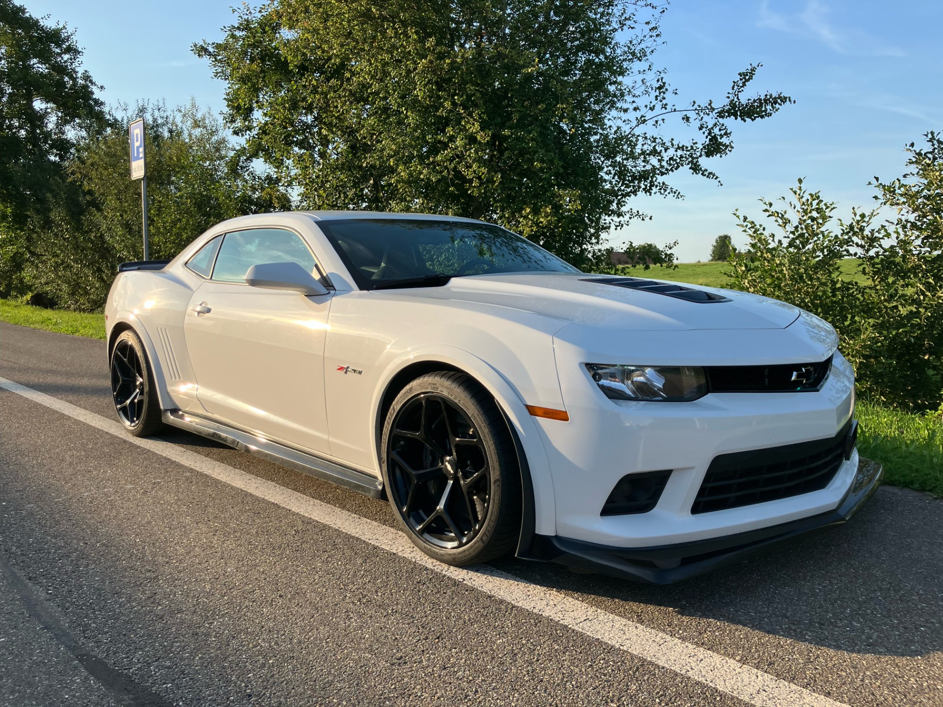 CHEVROLET Camaro Z28-image-0