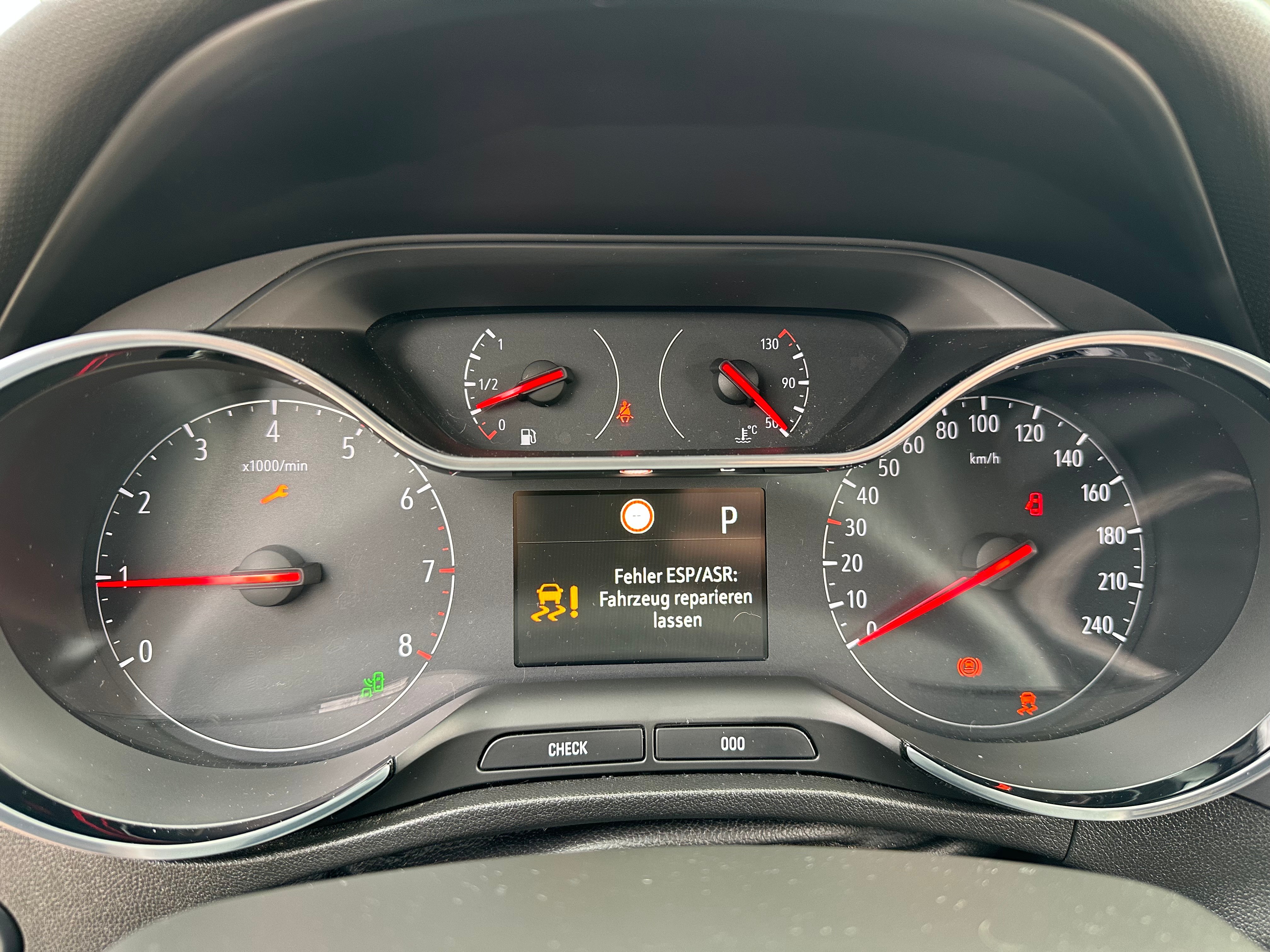 OPEL Crossland X 1.2i Ultimate FIXPREIS — slika 16