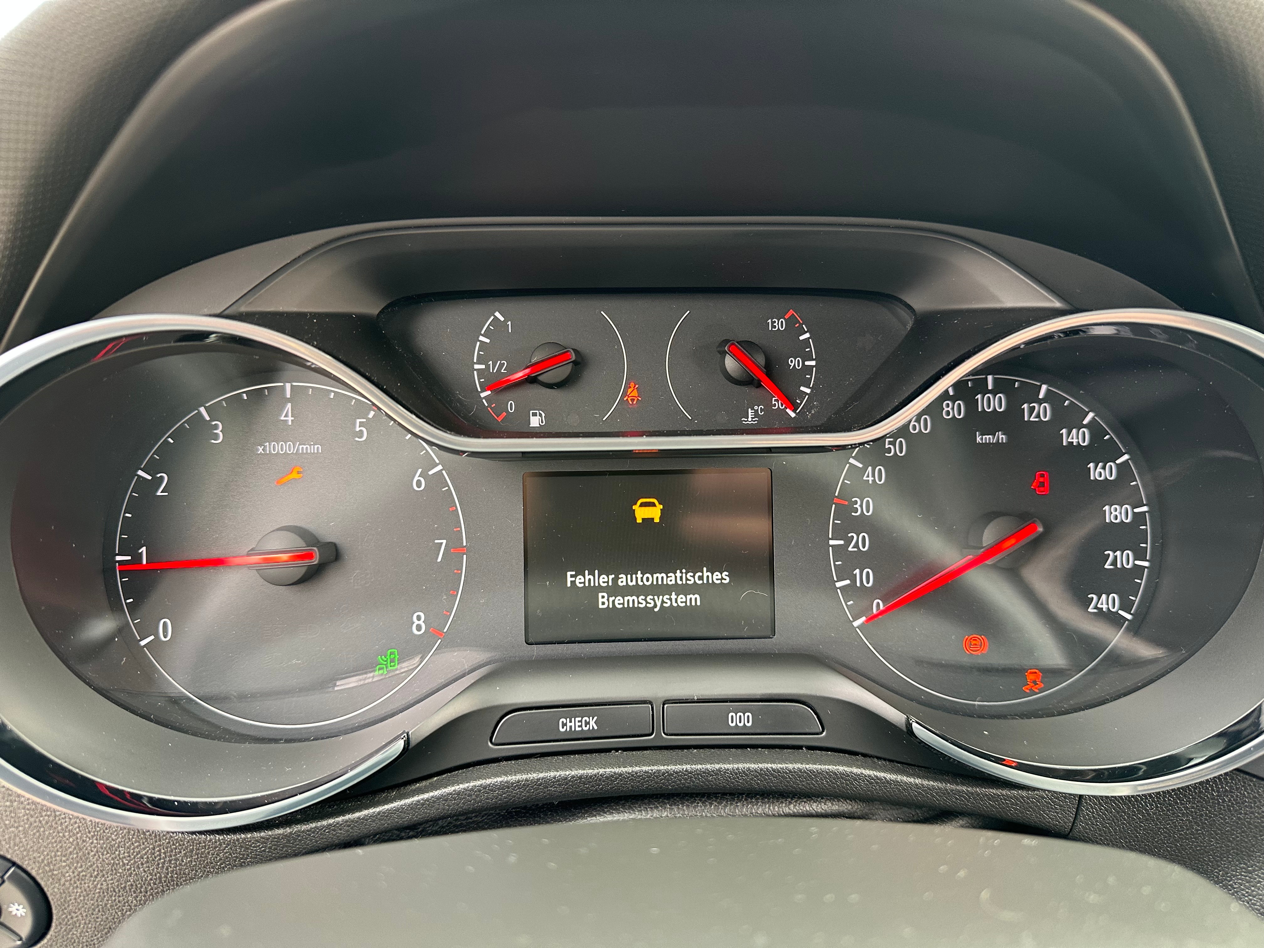 OPEL Crossland X 1.2i Ultimate FIXPREIS — slika 15