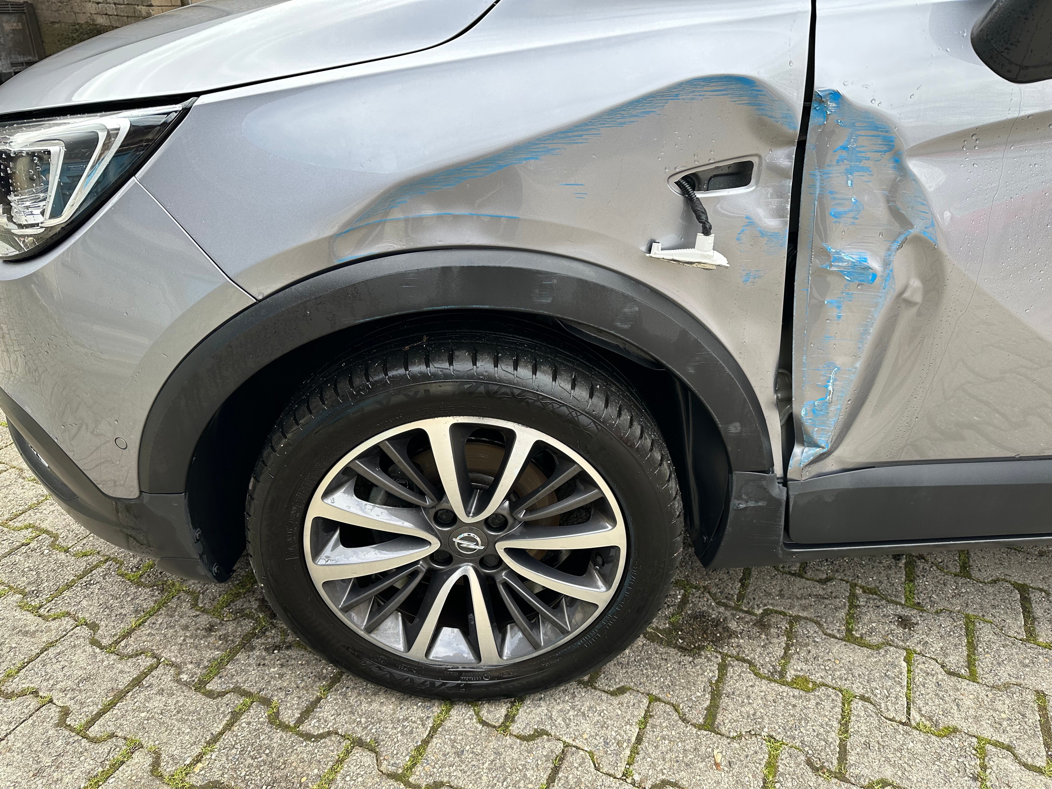 OPEL Crossland X 1.2i Ultimate FIXPREIS — slika 4