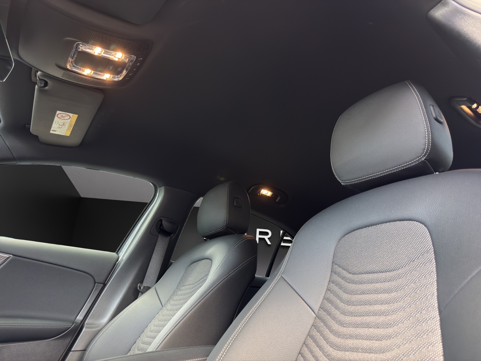 MERCEDES-BENZ A 250 e 8G-DCT-image-13