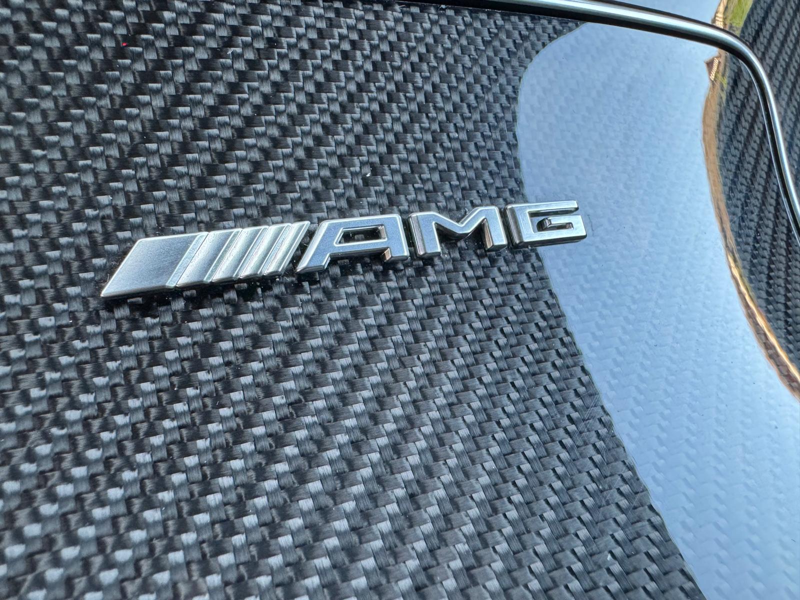 MERCEDES-BENZ GLC 63 S AMG 4Matic 9G-Tronic-image-9