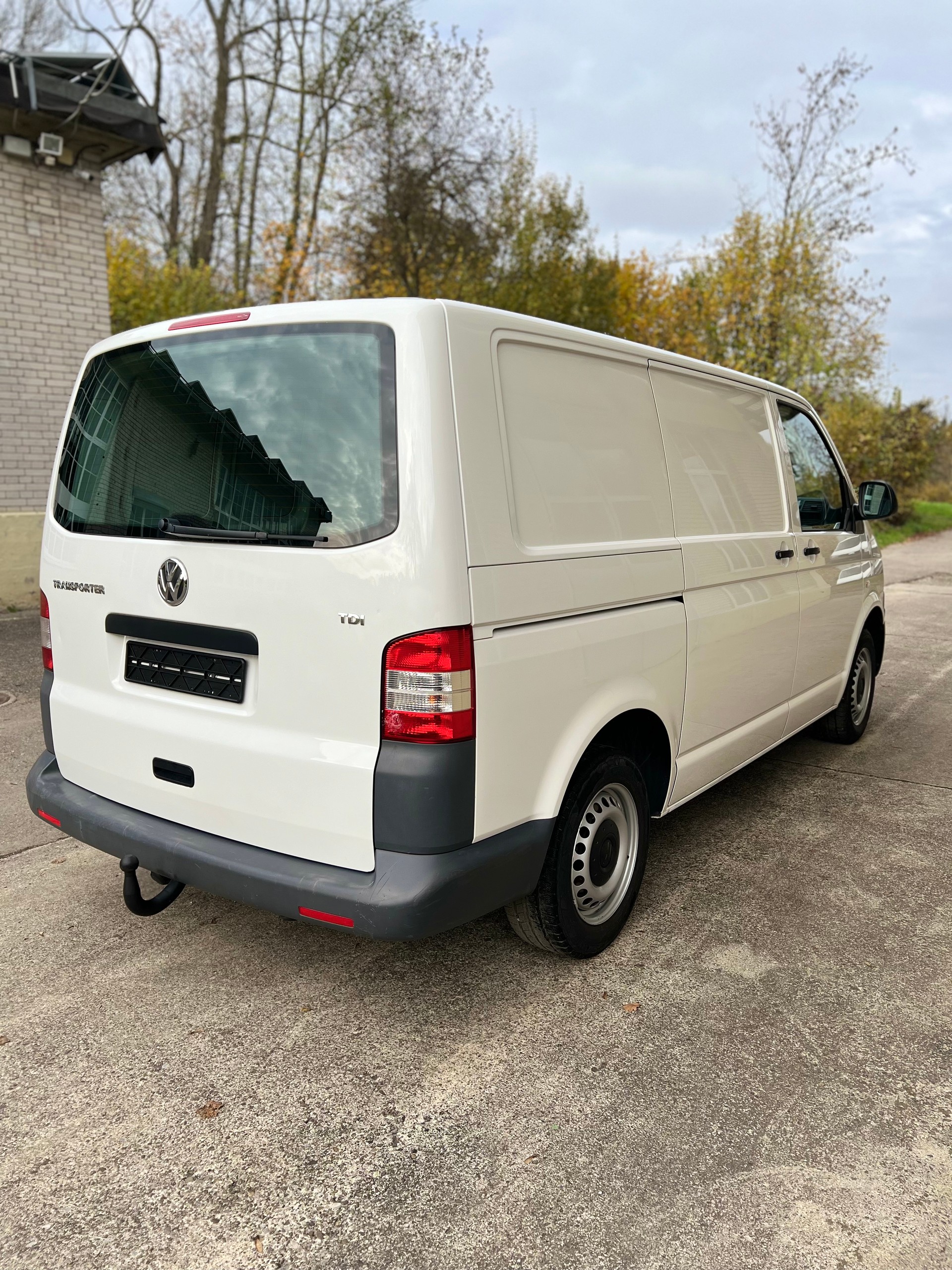 VW T5 2.0 TDI-image-3