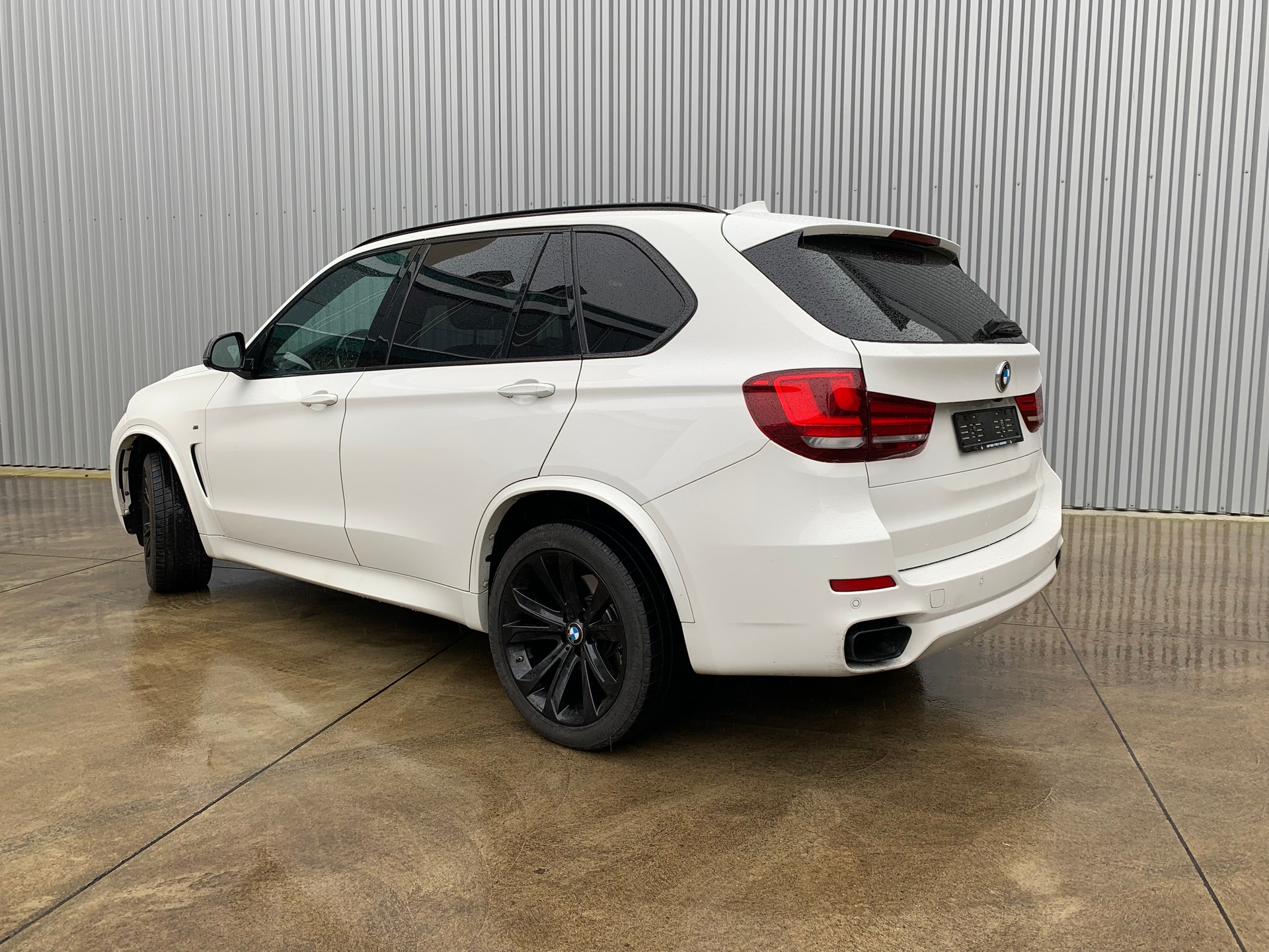 BMW X5 xDrive M50d Steptronic-image-2