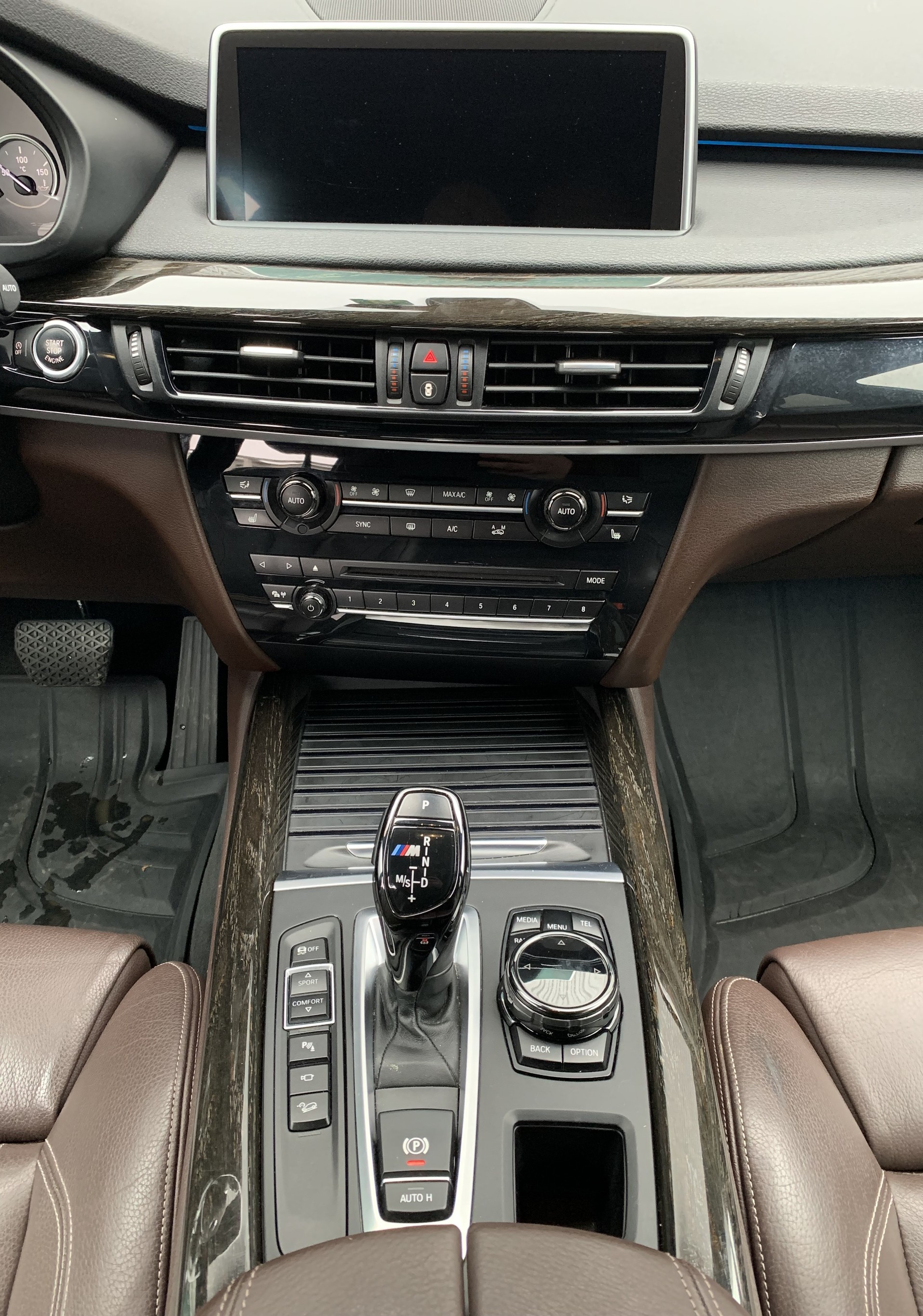 BMW X5 xDrive M50d Steptronic-image-11