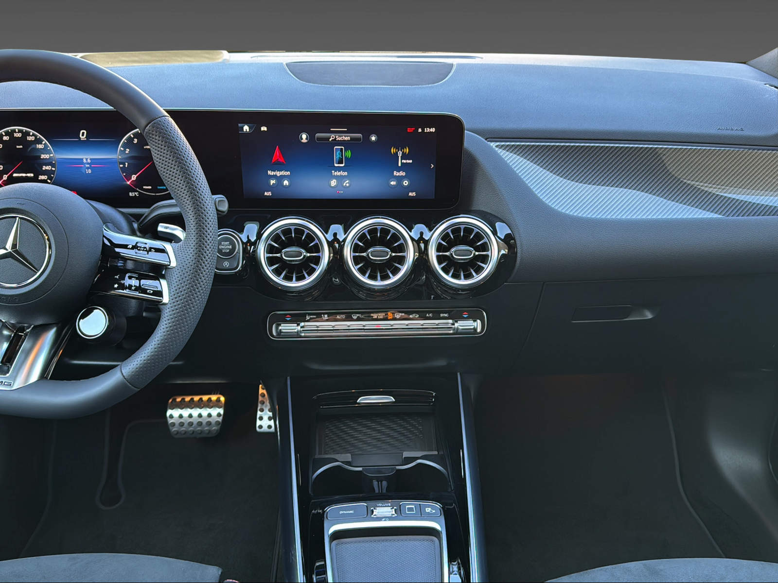 MERCEDES-BENZ GLA 35 4Matic-image-7