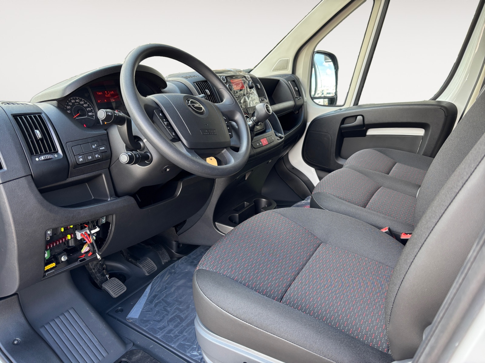 OPEL MOVANO KASTENWAEGN 2.2 L 3,3 T L3 4035 H2-image-5