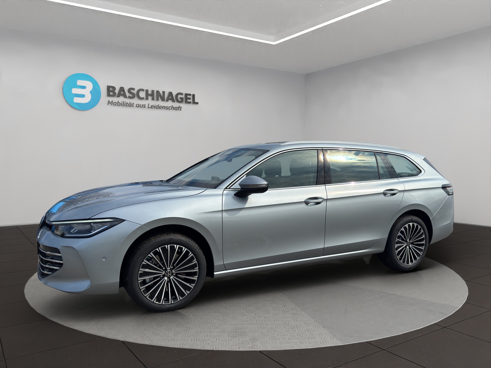 VW Passat Variant 2.0 TSI evo4 Elegance 4 Motion DSG-image-0