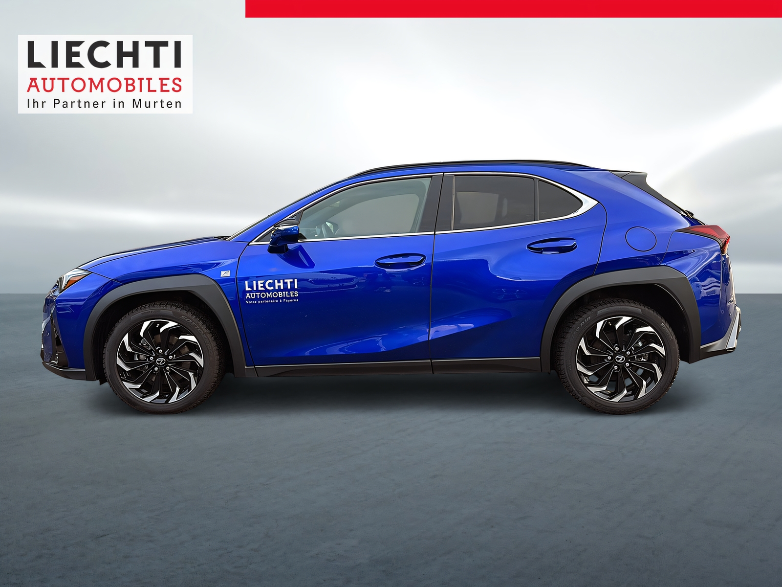 LEXUS UX 250h E-Four F Line-image-1