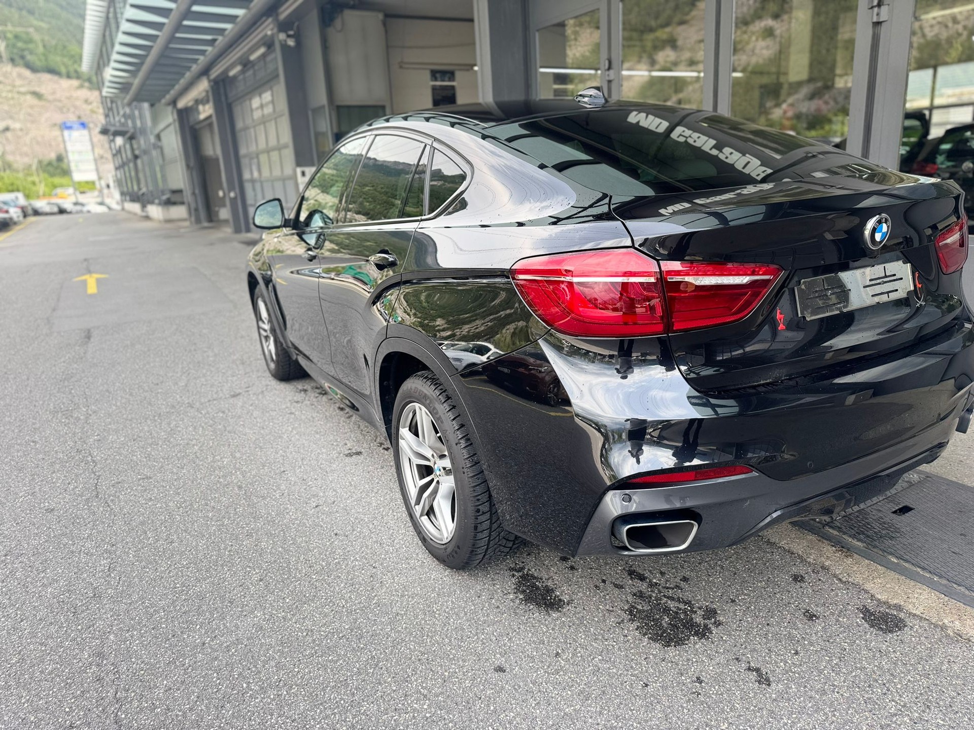 BMW X6 xDrive 40d Steptronic-image-1