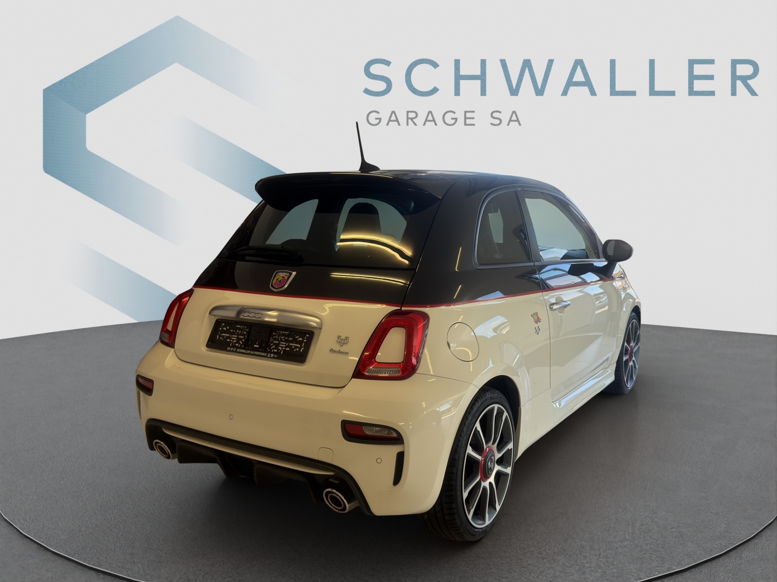 FIAT 500 Abarth 595 1.4 T-Jet 165 Turismo Abarth-image-3