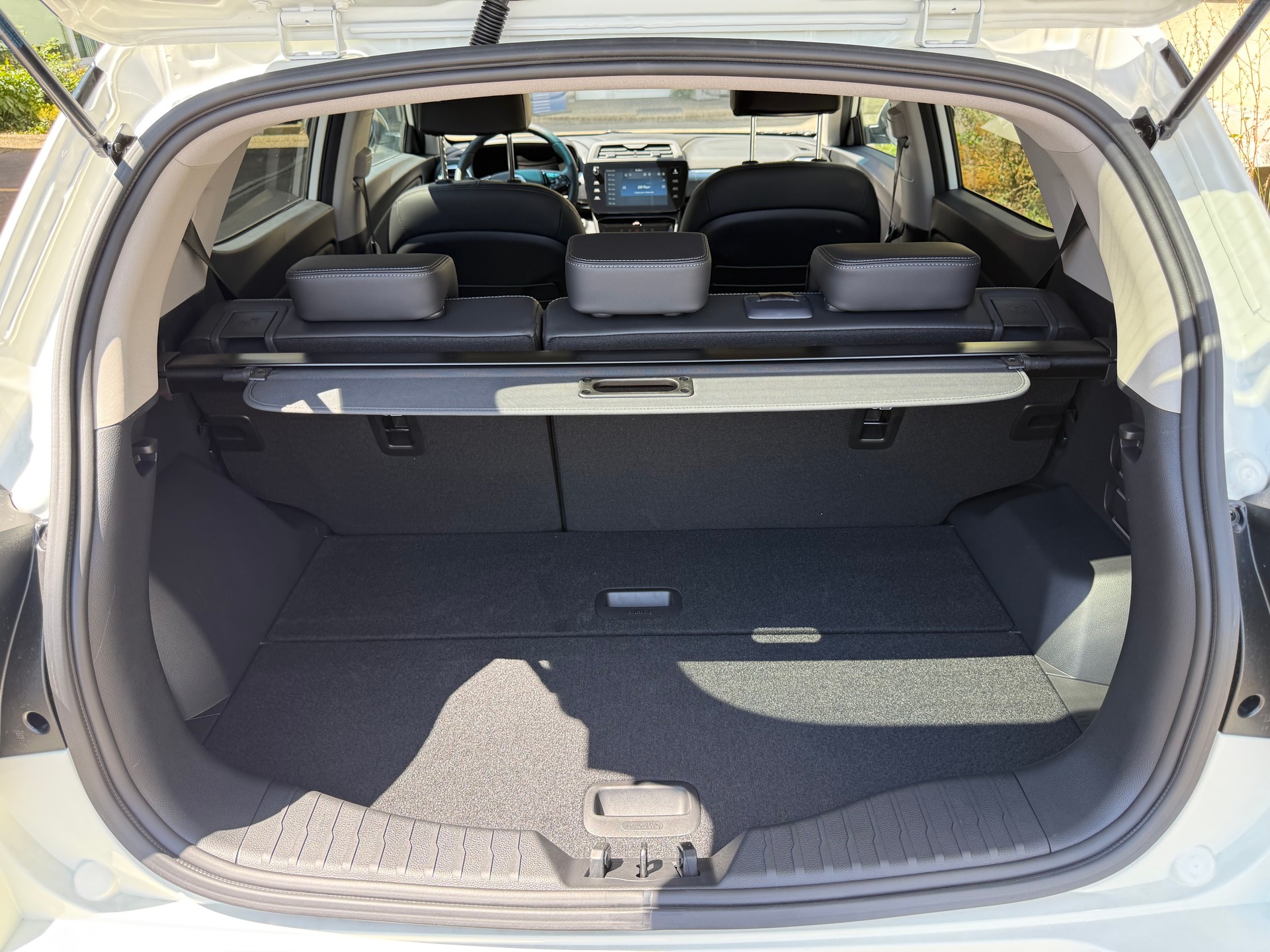 KGM-SsangYong Tivoli 1.5 T GDI Platinum 4WD Automat-image-10