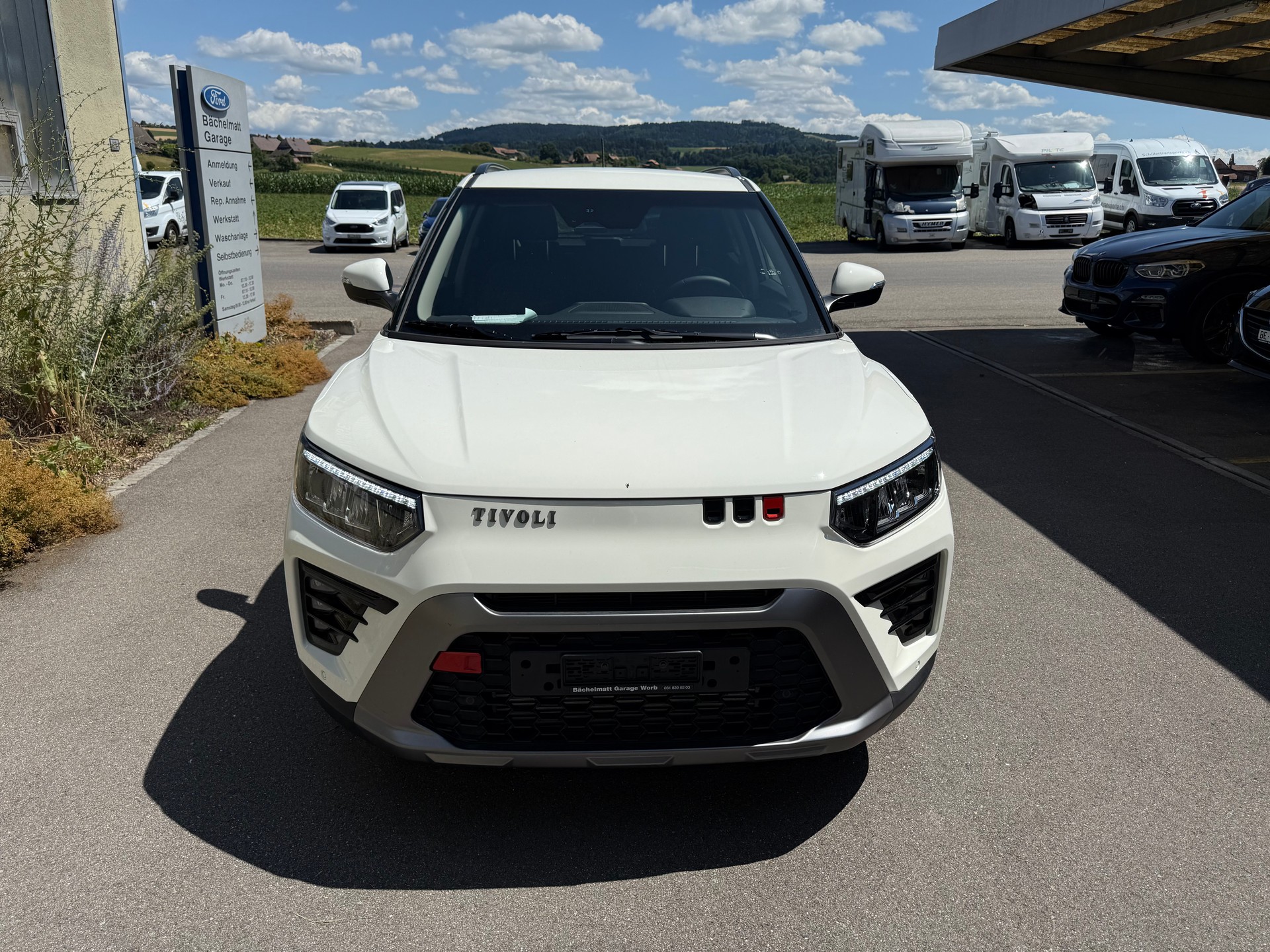 KGM-SsangYong Tivoli 1.5 T GDI Platinum 4WD Automat-image-6