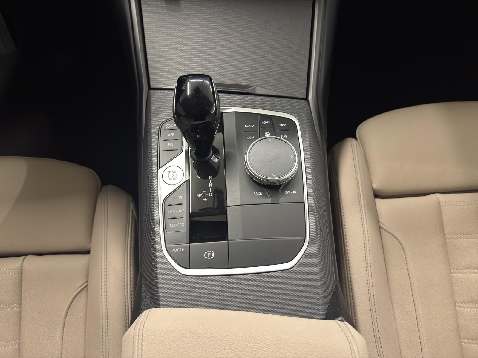 BMW 220d Coupé-image-17