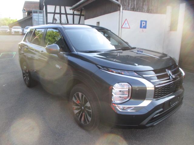 MITSUBISHI Outlander 2.4 PHEV Invite 4x4-image-1