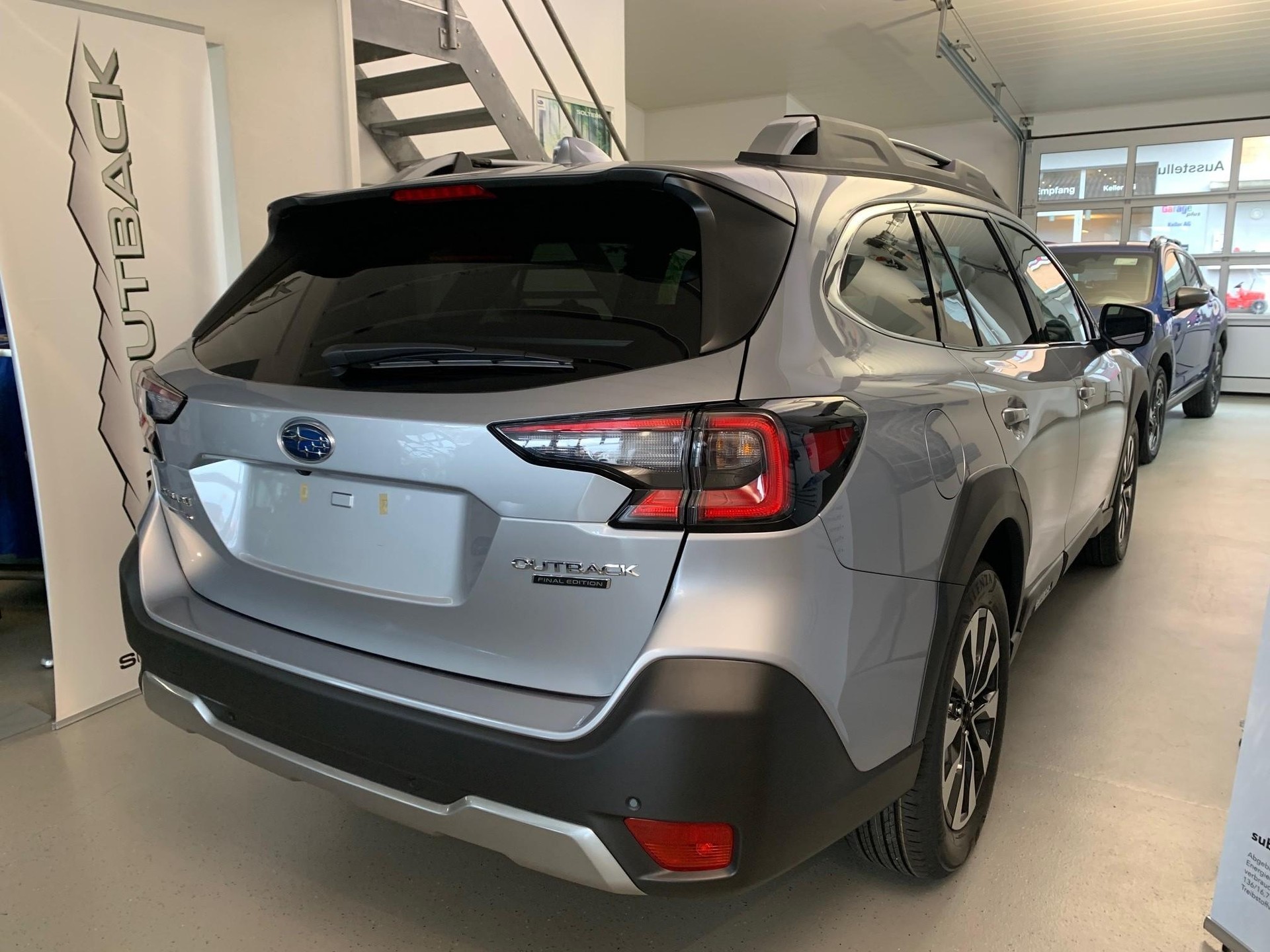 SUBARU Outback 2.5i Final Edition-image-2