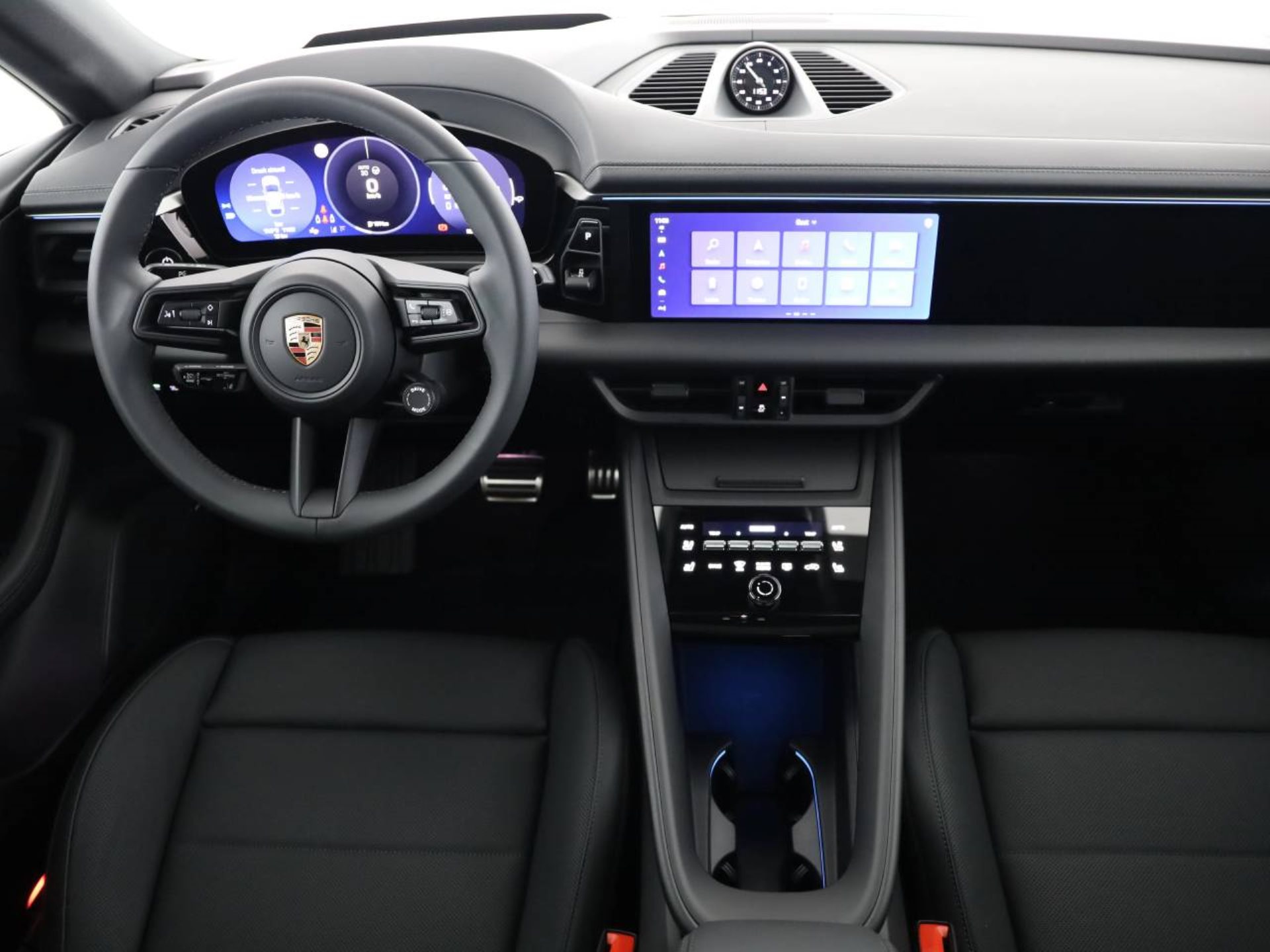 PORSCHE Macan 4S-image-10