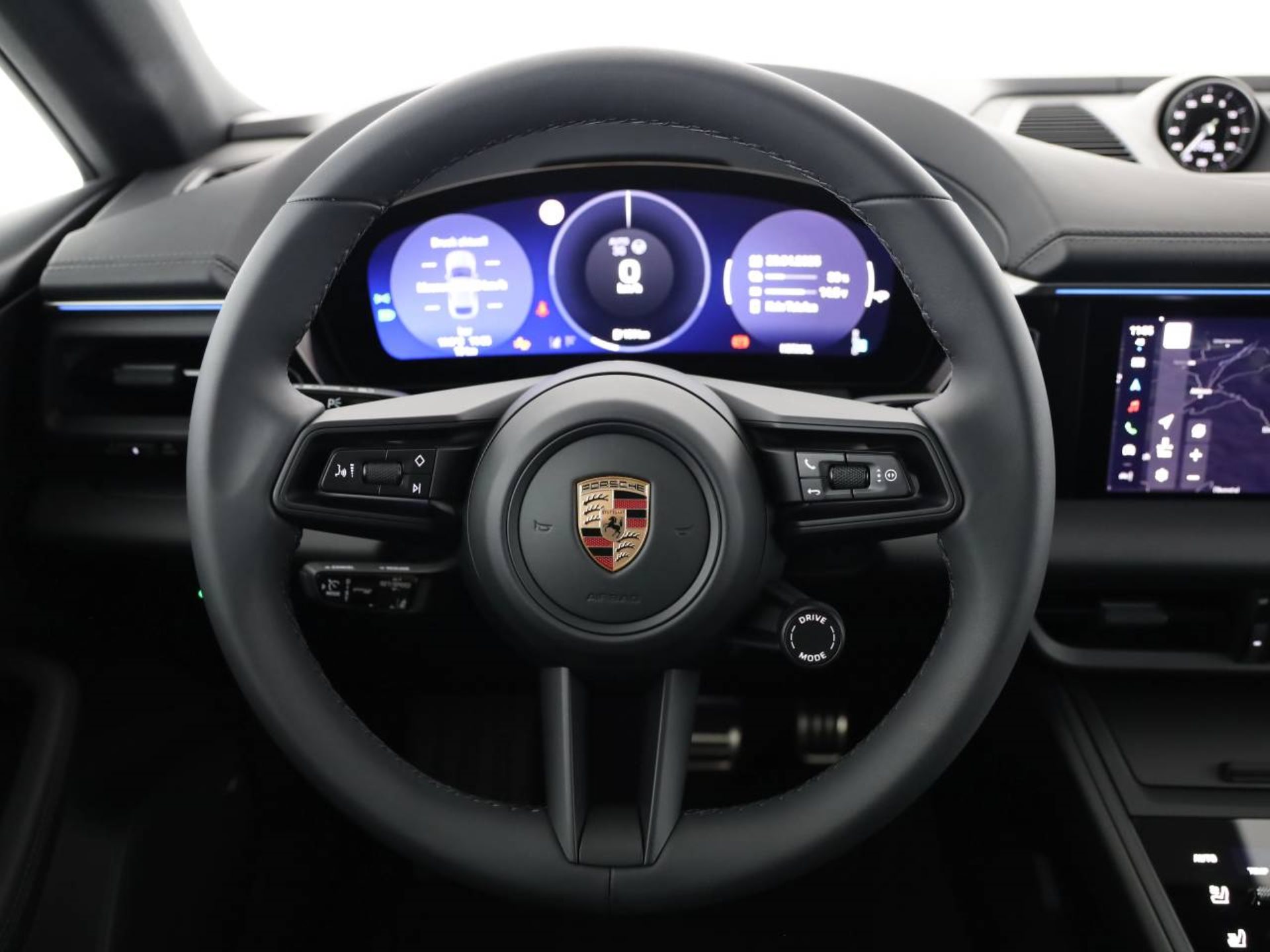 PORSCHE Macan 4S-image-8
