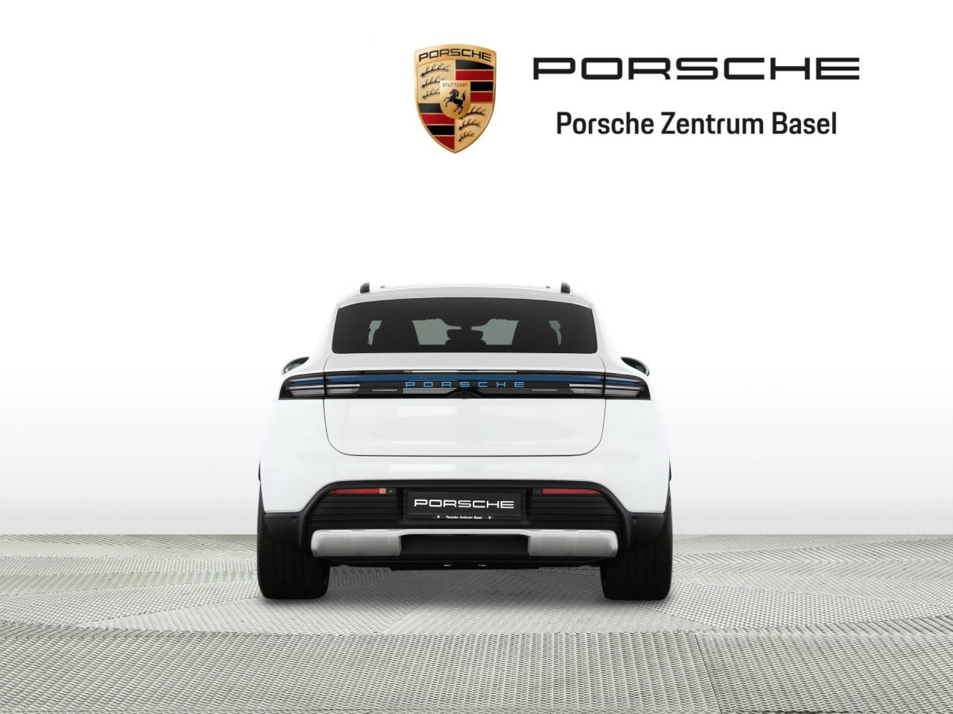 PORSCHE Macan 4S-image-6