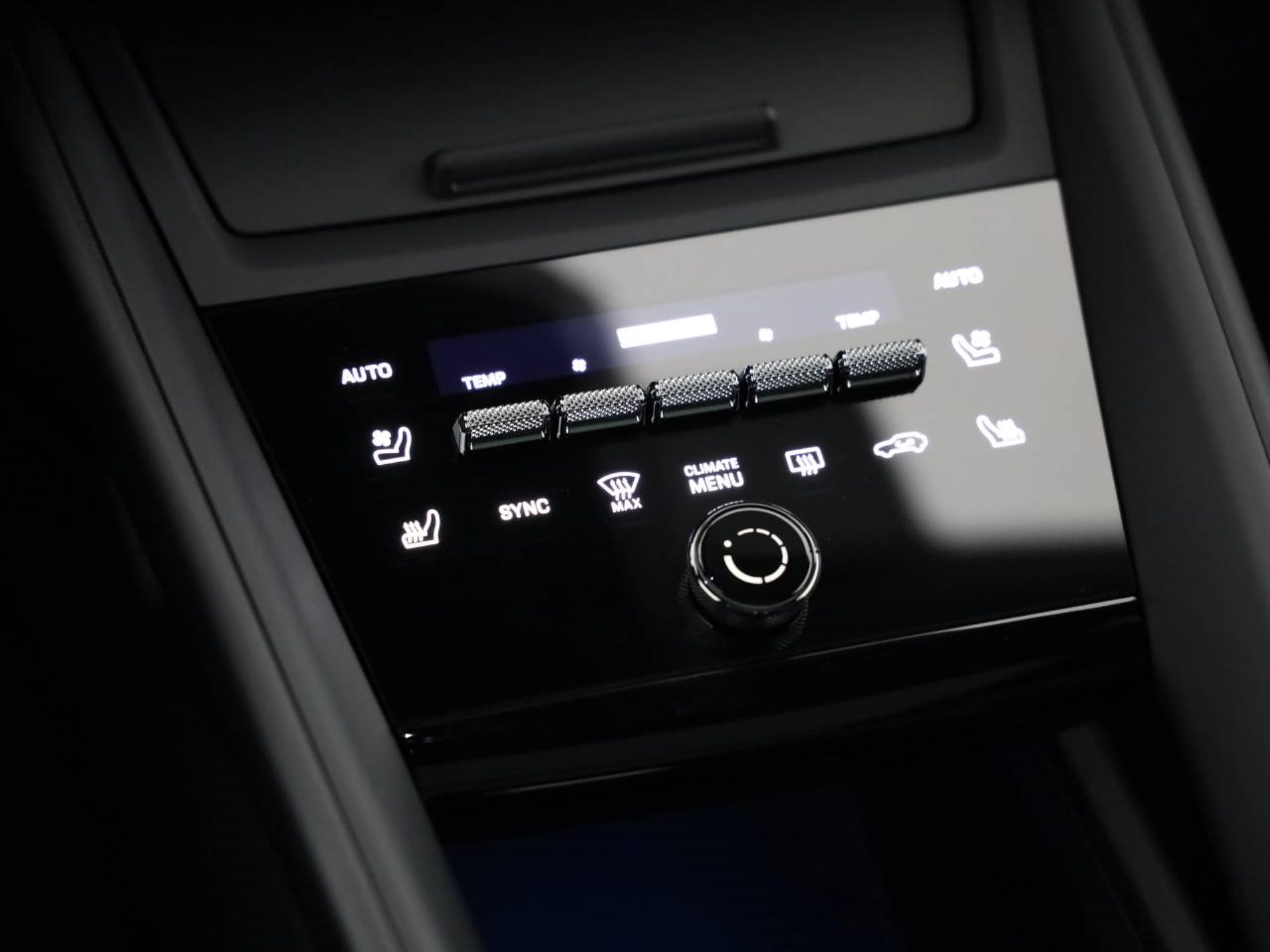 PORSCHE Macan 4S-image-17