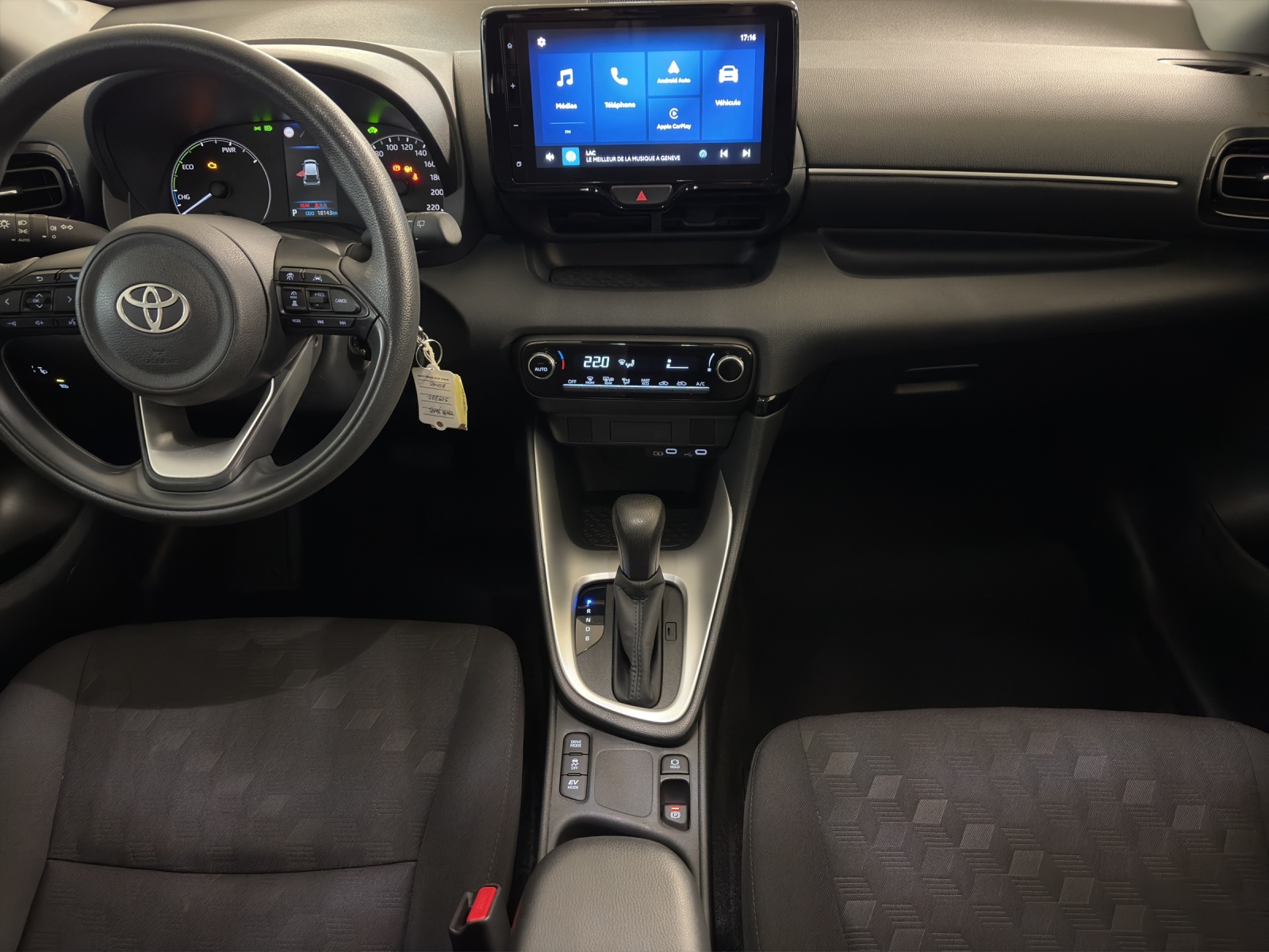 Image TOYOTA YARIS Yaris 1.5 Comfort e-CVT