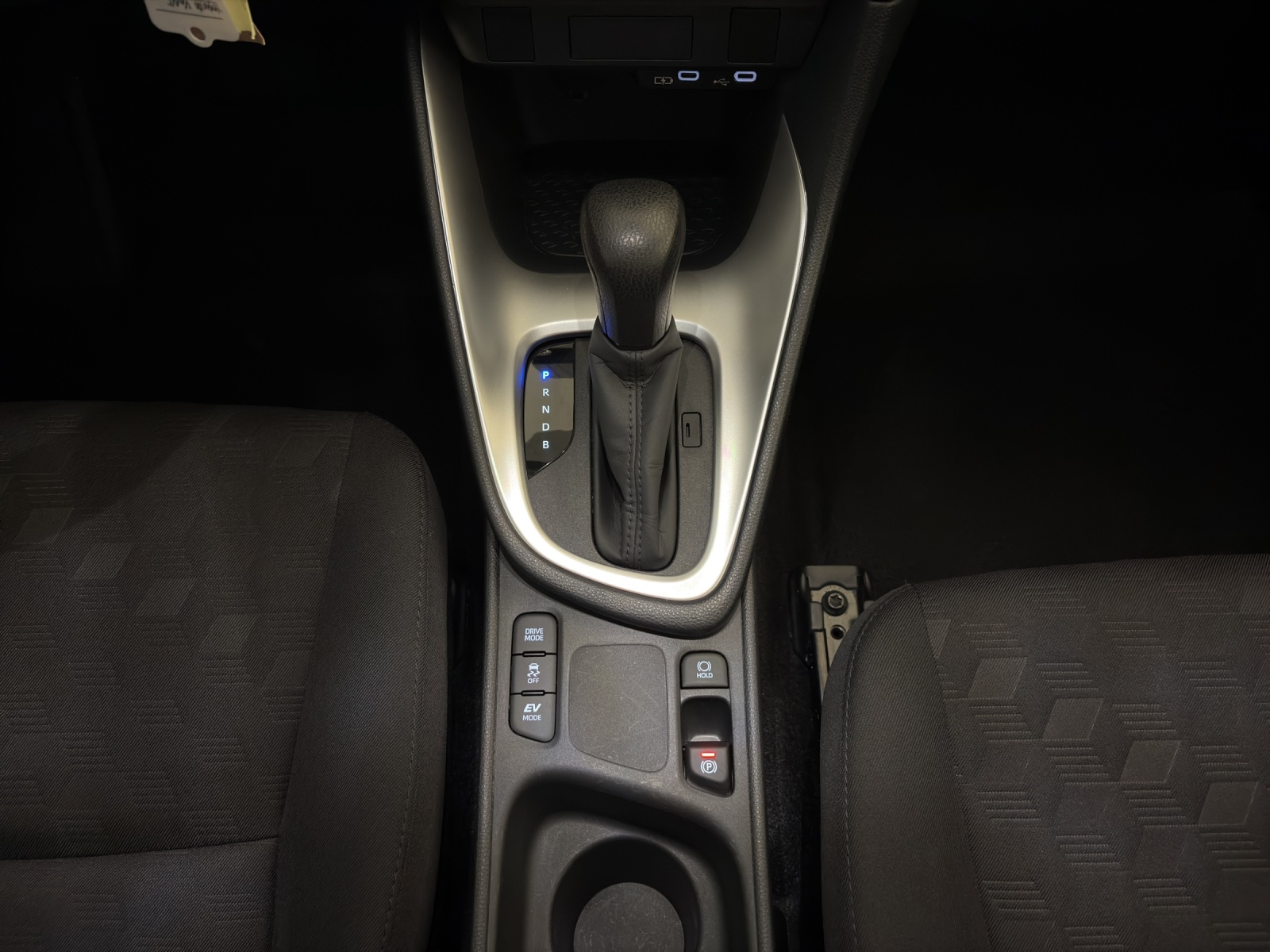 Image TOYOTA YARIS Yaris 1.5 Comfort e-CVT