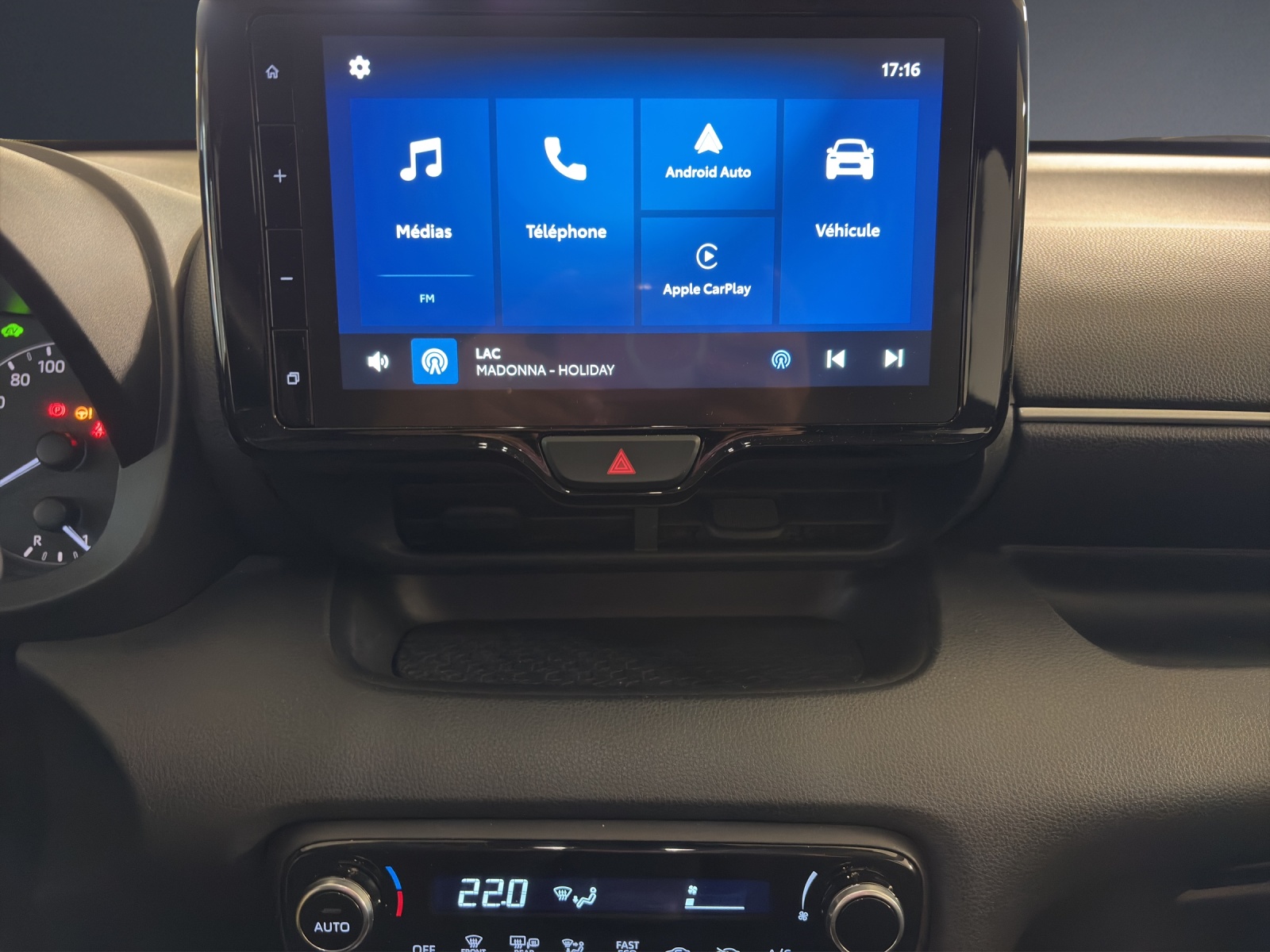 Image TOYOTA YARIS Yaris 1.5 Comfort e-CVT