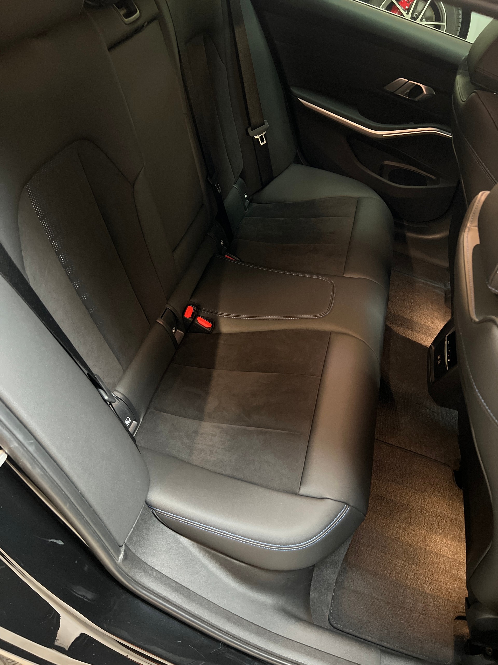 BMW M340i xDrive 48V Touring Steptronic-image-6