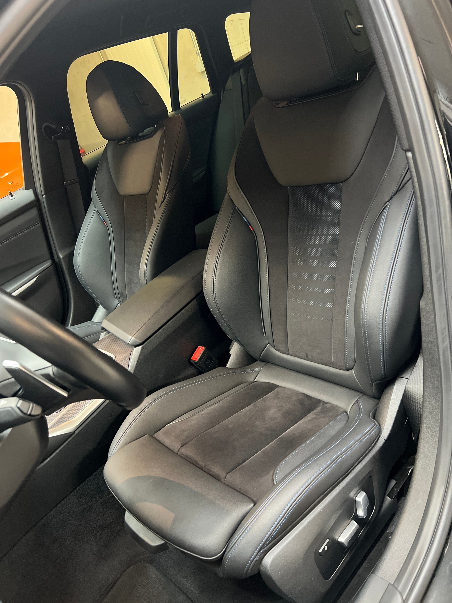 BMW M340i xDrive 48V Touring Steptronic-image-5