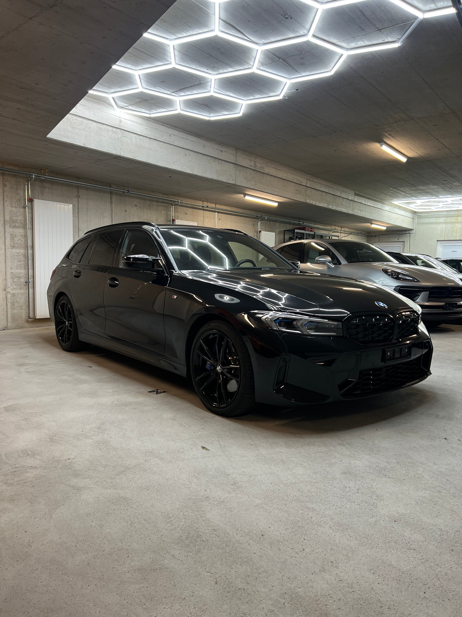 BMW M340i xDrive 48V Touring Steptronic-image-1