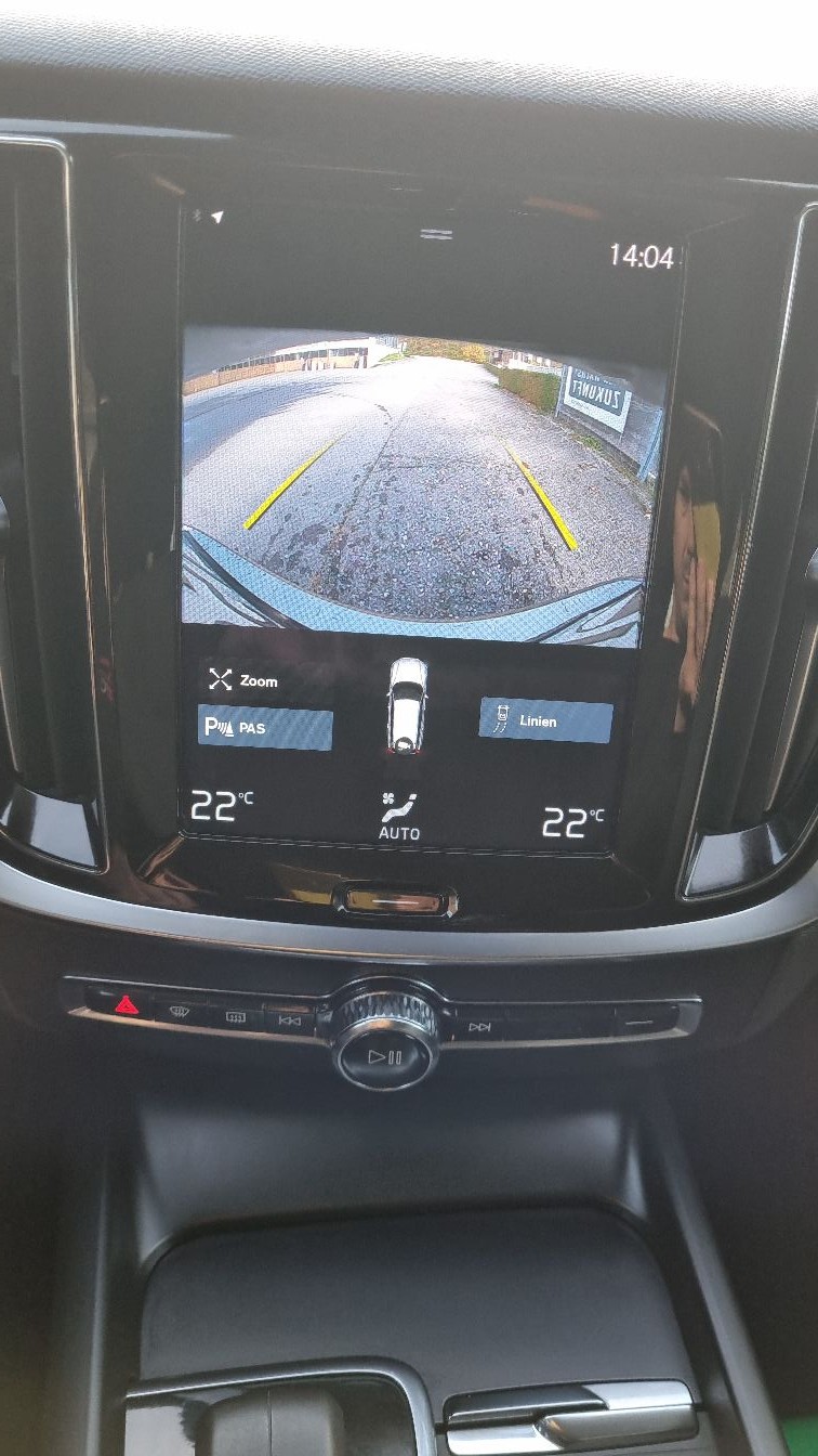 VOLVO V60 B3 Benzin Mild Hybrid Momentum Geartronic-image-14