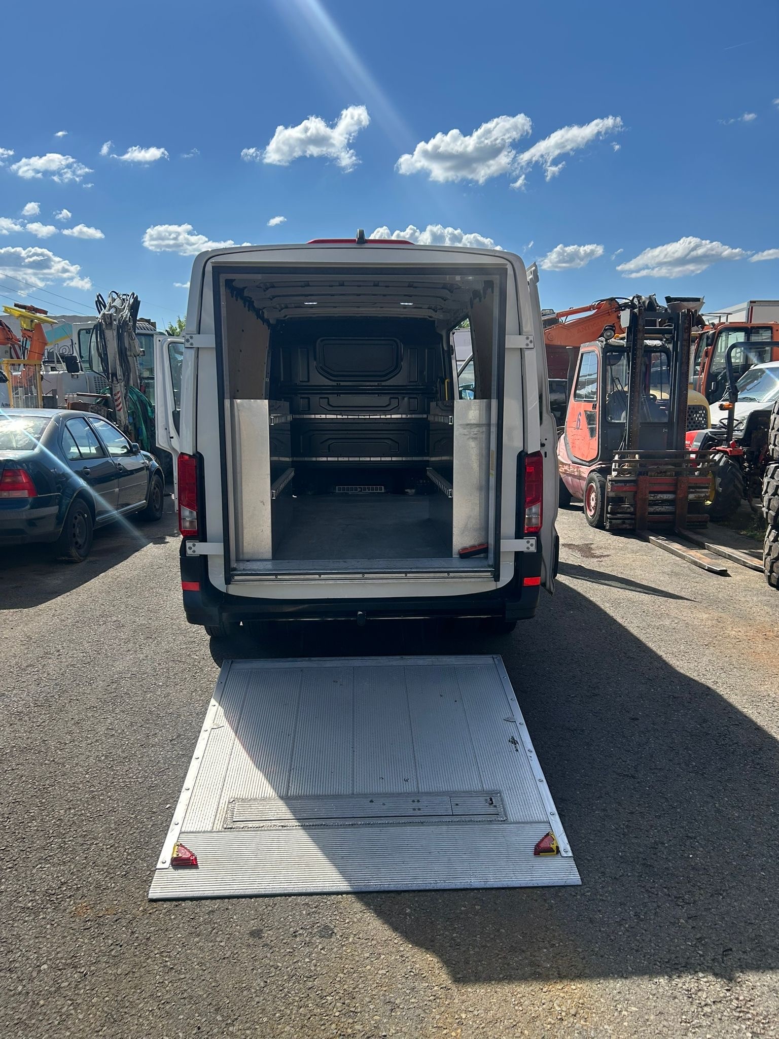VW Crafter 35 2.0 BiTDI L3-image-8