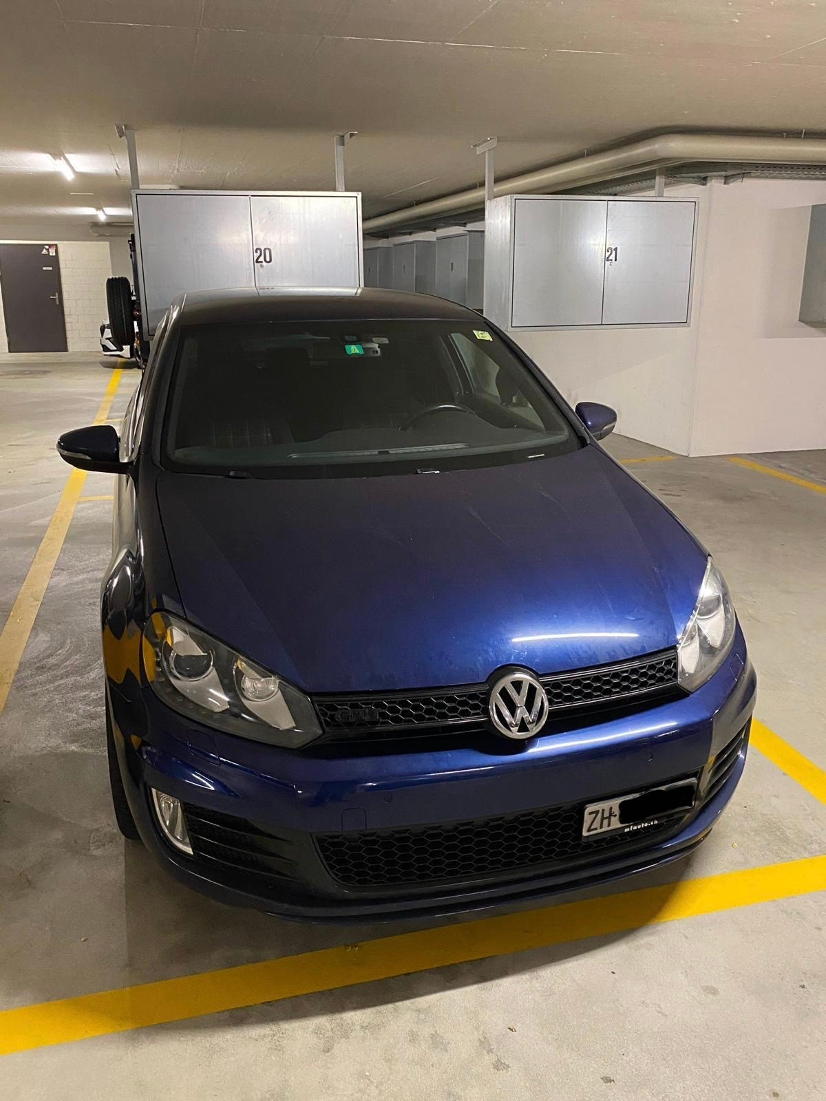VW Golf 2.0 TSI GTI-image-0