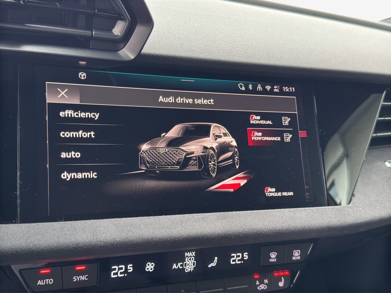 AUDI RS3 Sportback 2.5 TSI quattro S-tronic-image-14