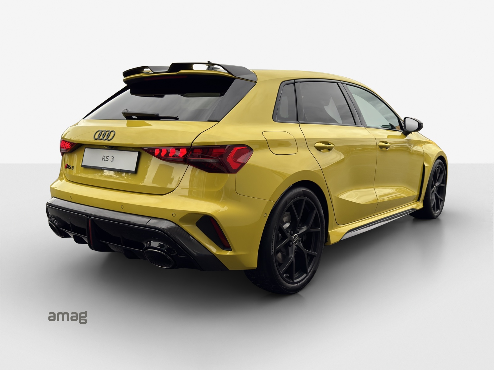 AUDI RS3 Sportback 2.5 TSI quattro S-tronic-image-4