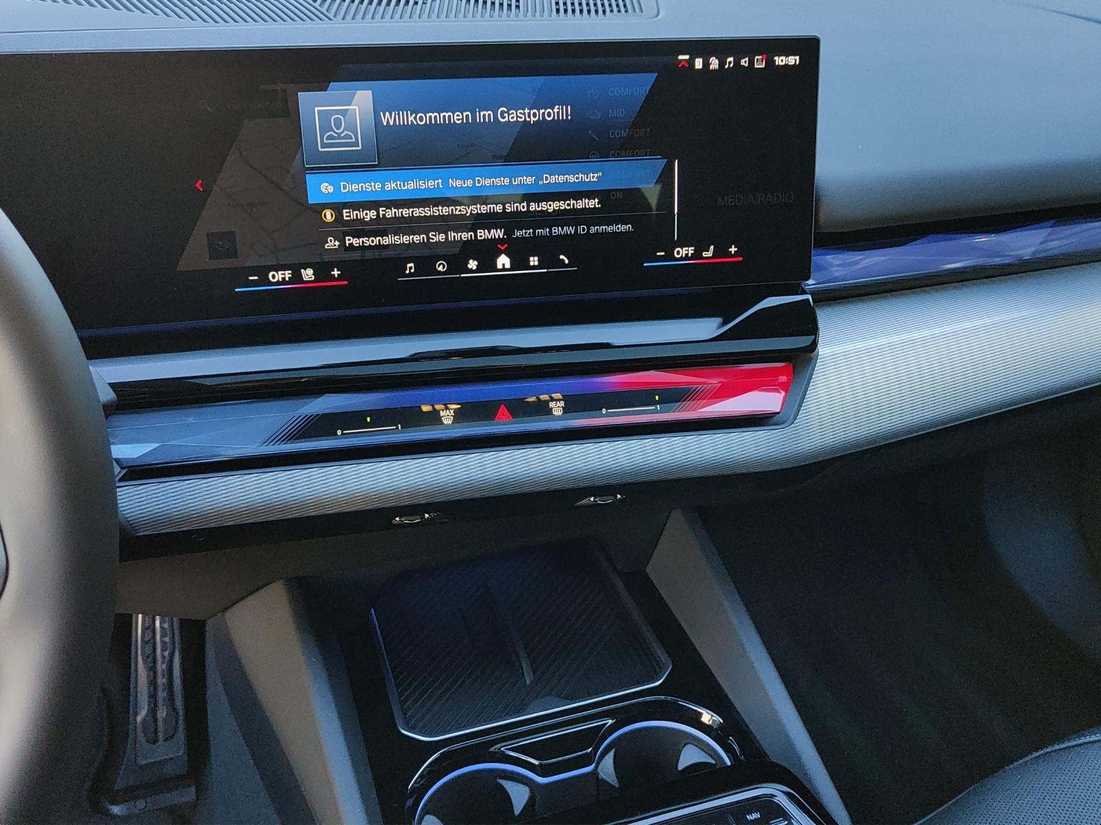 BMW M5 xDrive Touring-image-10