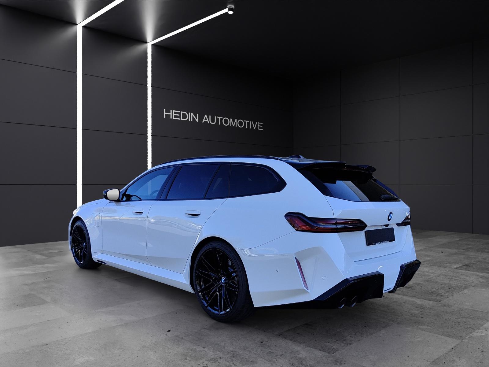 BMW M5 xDrive Touring-image-3